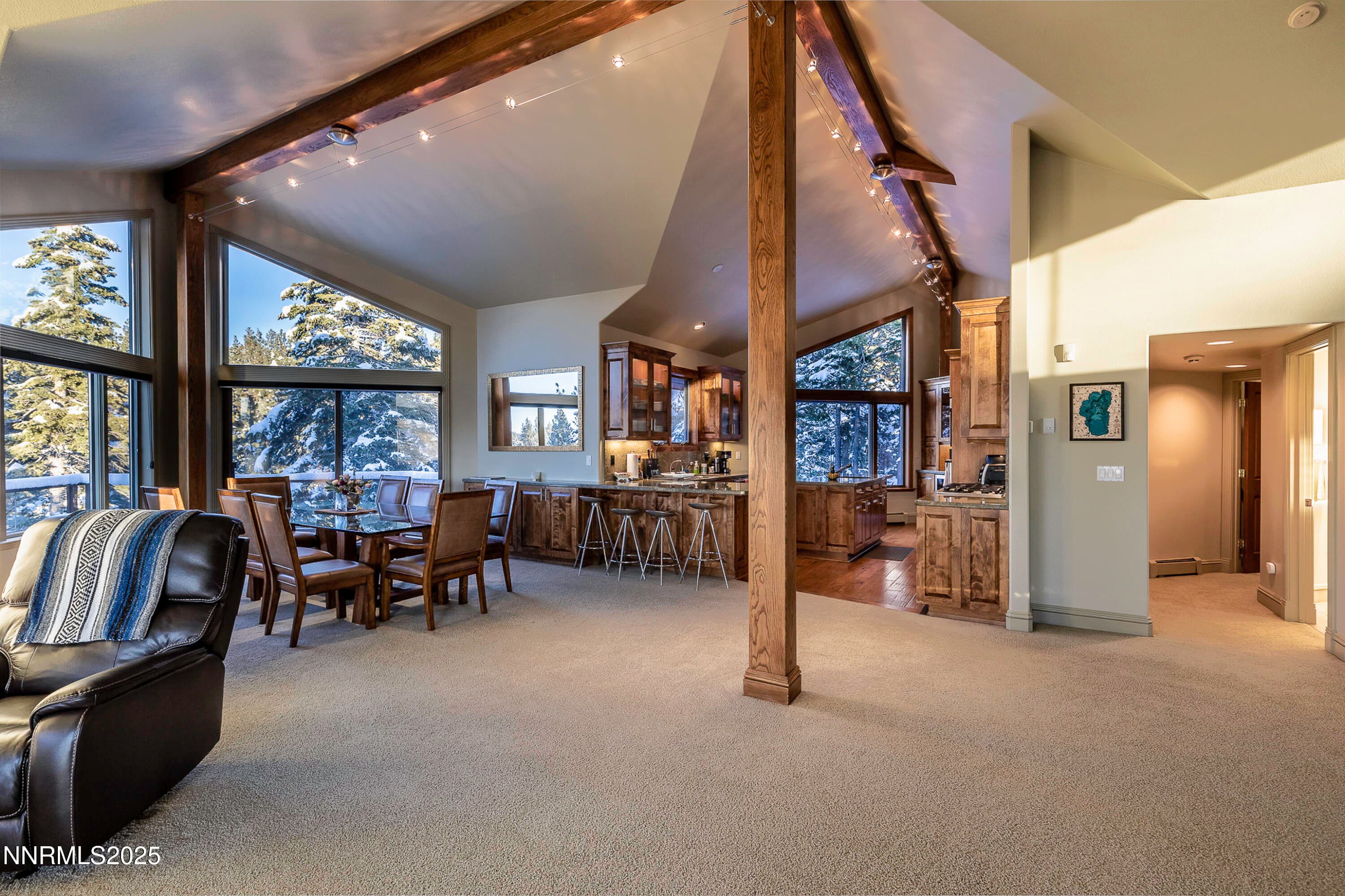Stateline, Nevada, 89449, United States, 4 Bedrooms Bedrooms, ,5 BathroomsBathrooms,Residential,Active,1824502