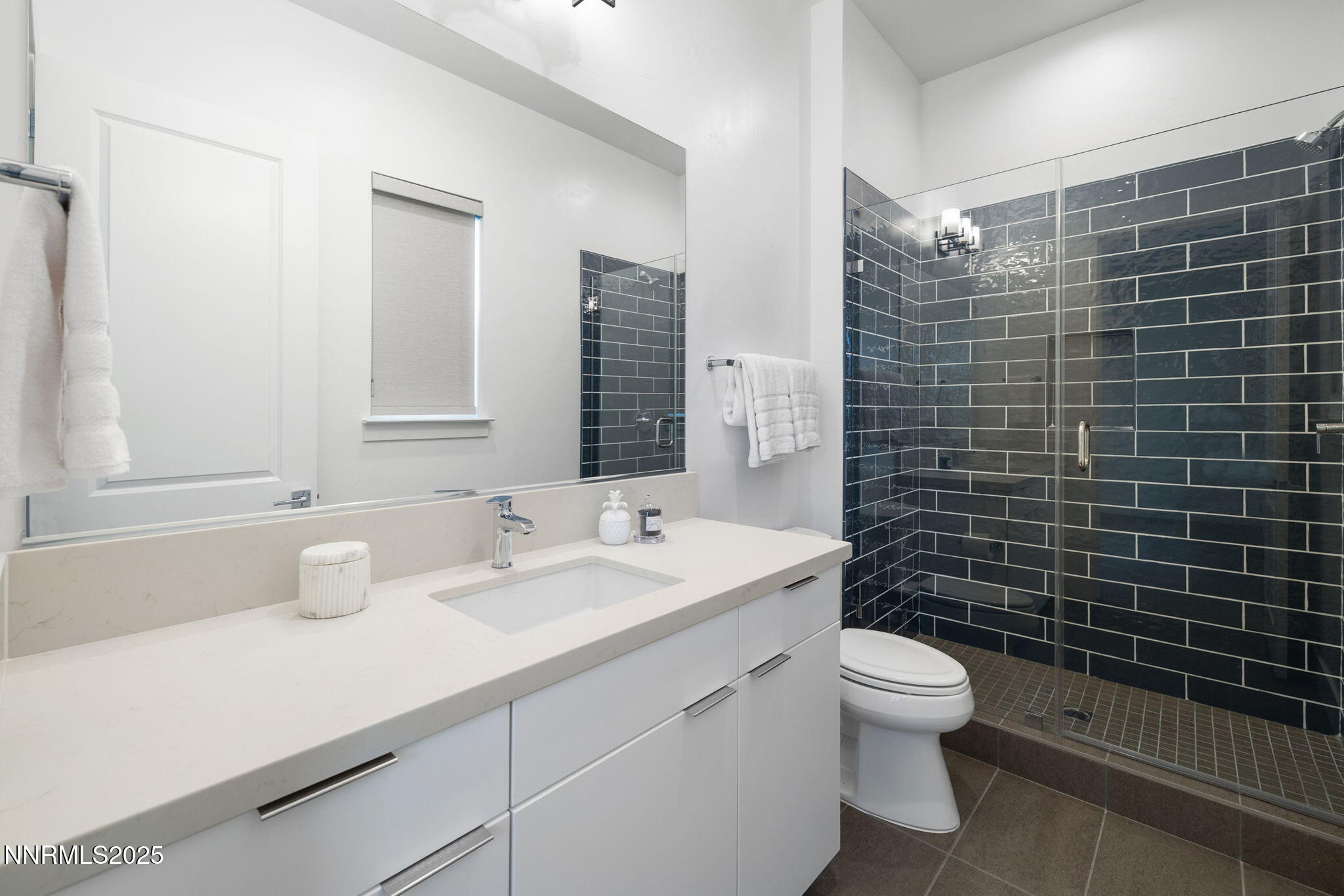 Reno, Nevada, 89511, United States, 5 Bedrooms Bedrooms, ,6 BathroomsBathrooms,Residential,Active,1952287