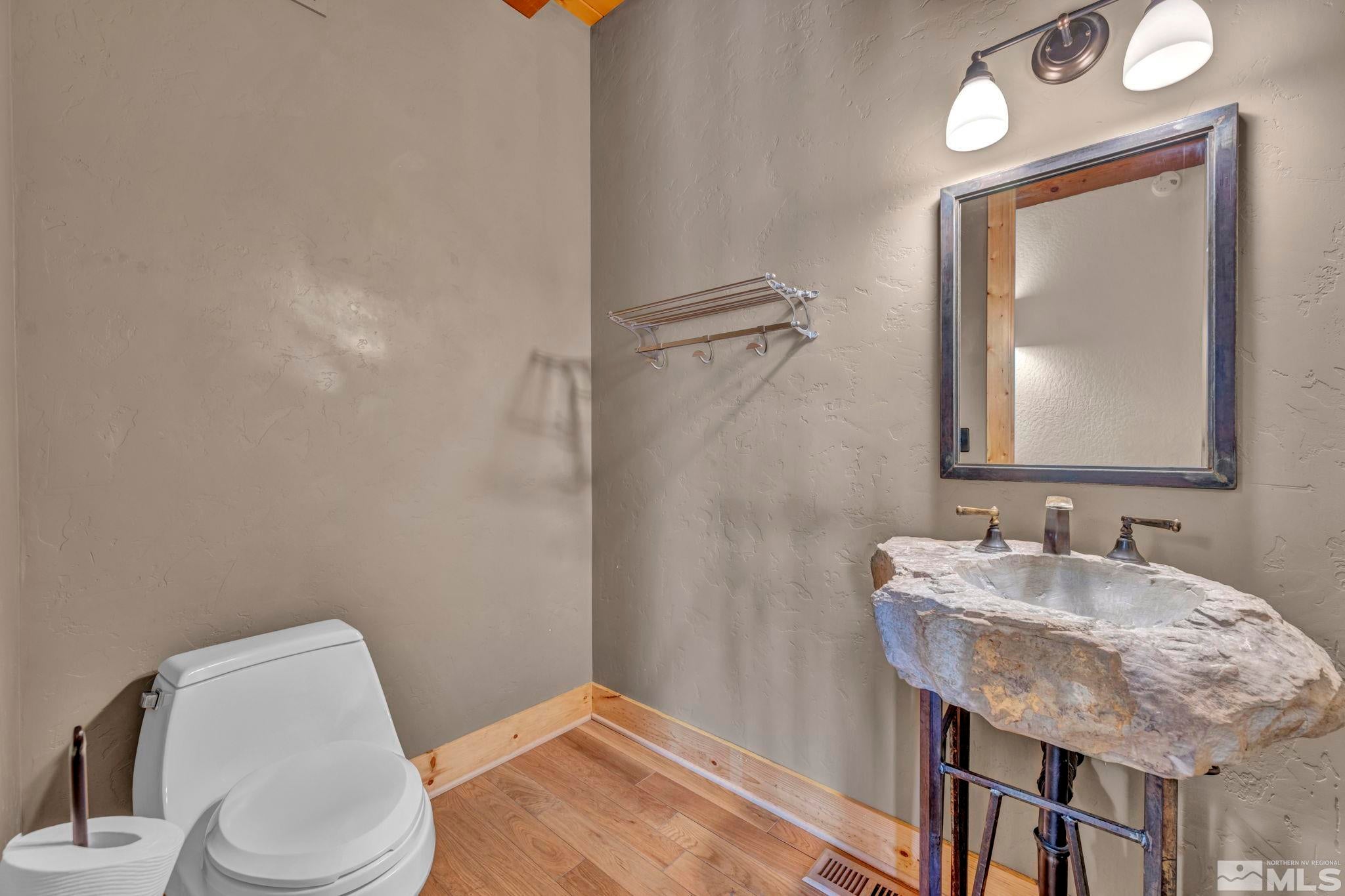 Reno, Nevada, 89511, United States, ,4 BathroomsBathrooms,Residential,Active,1701990