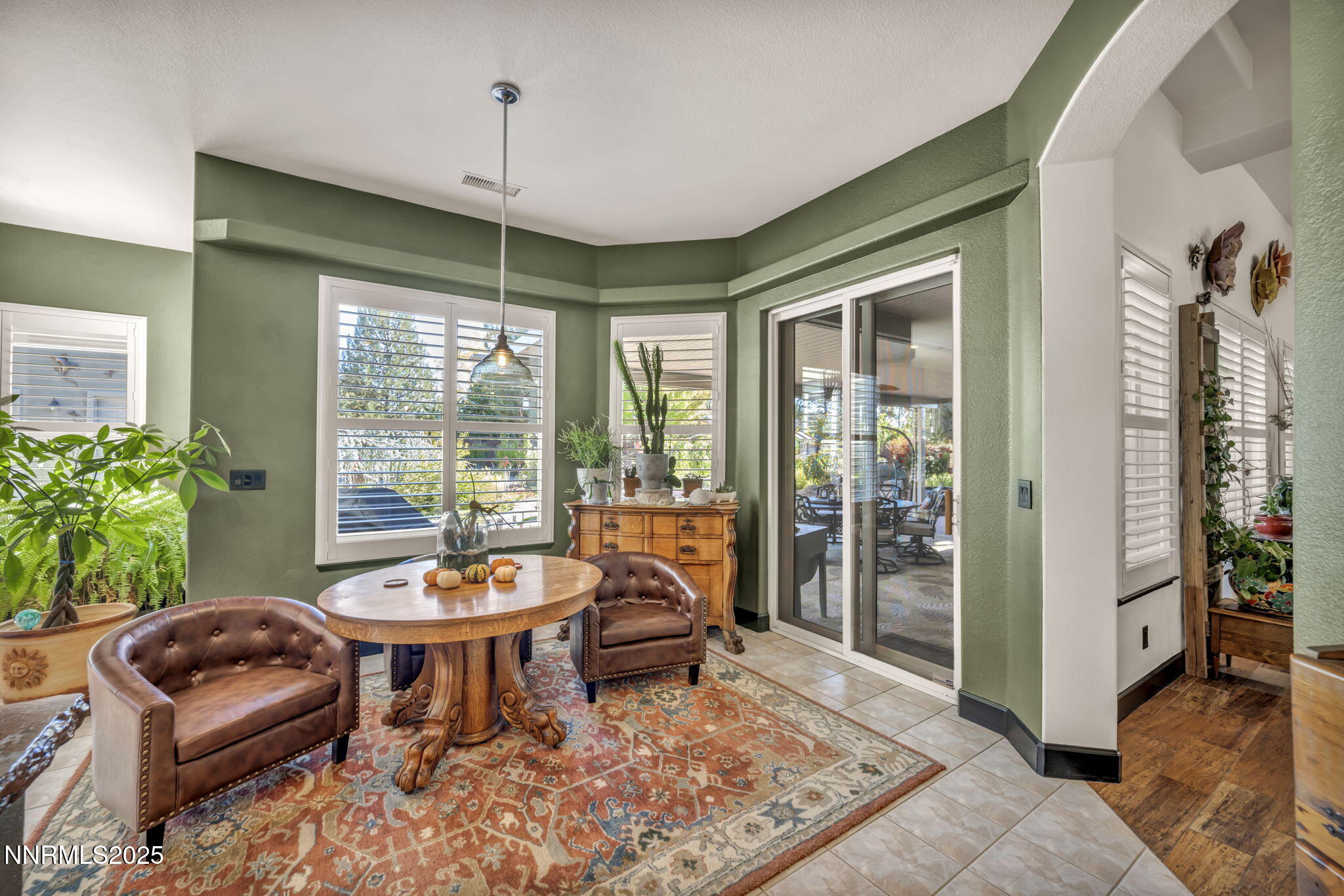 Sparks, Nevada, 89436, United States, 4 Bedrooms Bedrooms, ,3 BathroomsBathrooms,Residential,Active,1960113