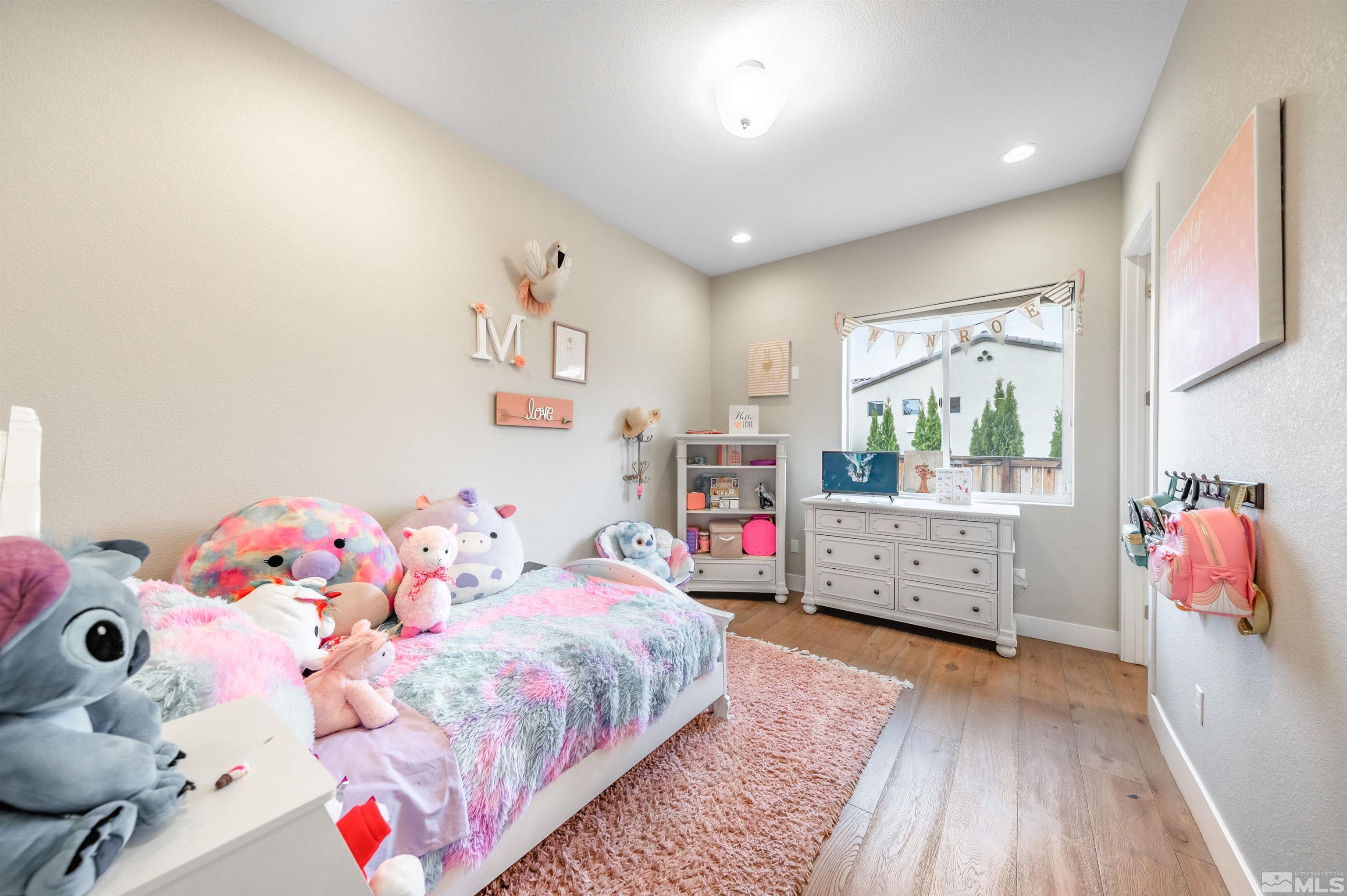 Reno, Nevada, 89511, United States, 5 Bedrooms Bedrooms, ,6 BathroomsBathrooms,Residential,Active,1781522