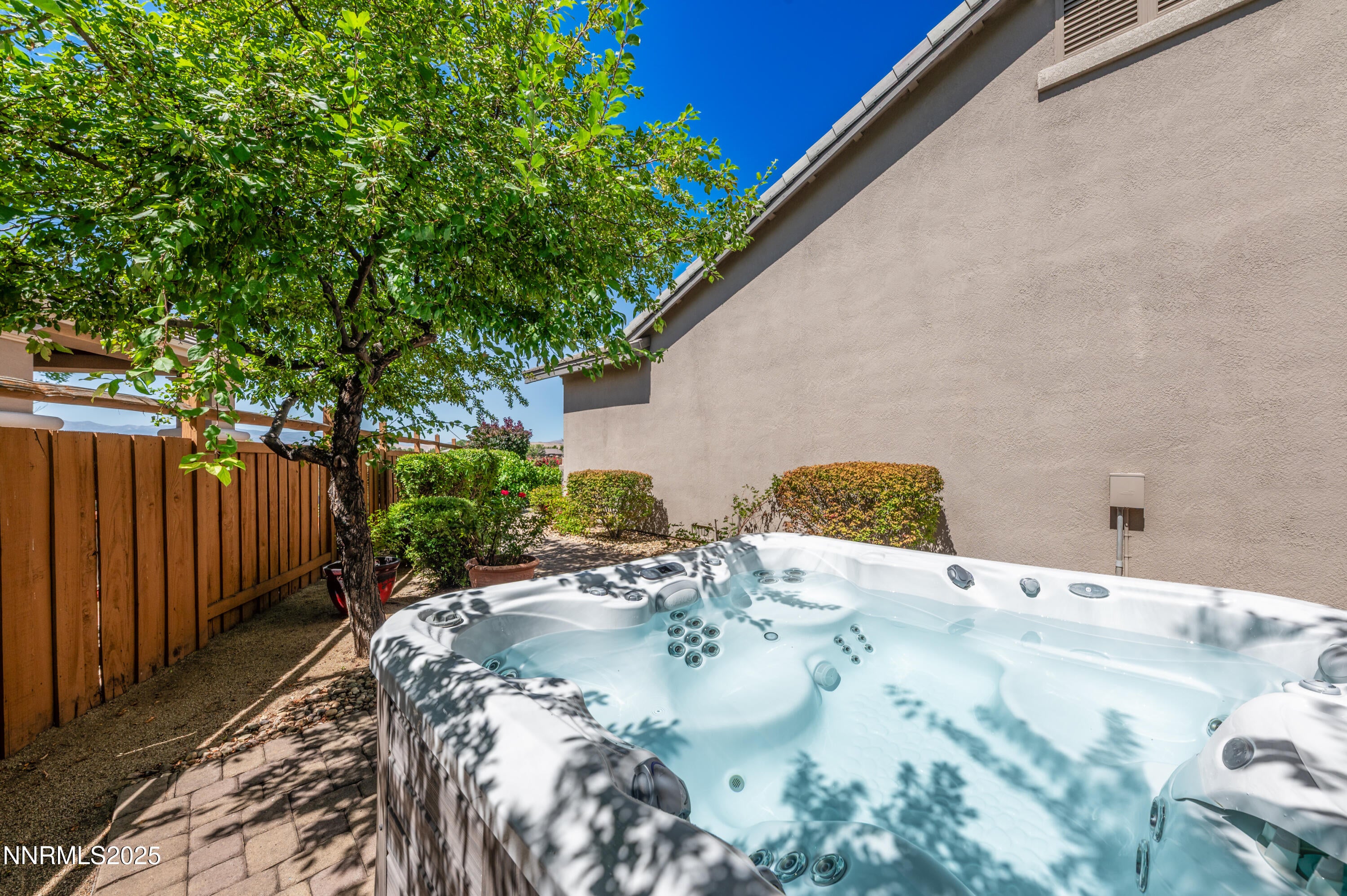 Sparks, Nevada, 89436, United States, 4 Bedrooms Bedrooms, ,4 BathroomsBathrooms,Residential,Contingent,2012893