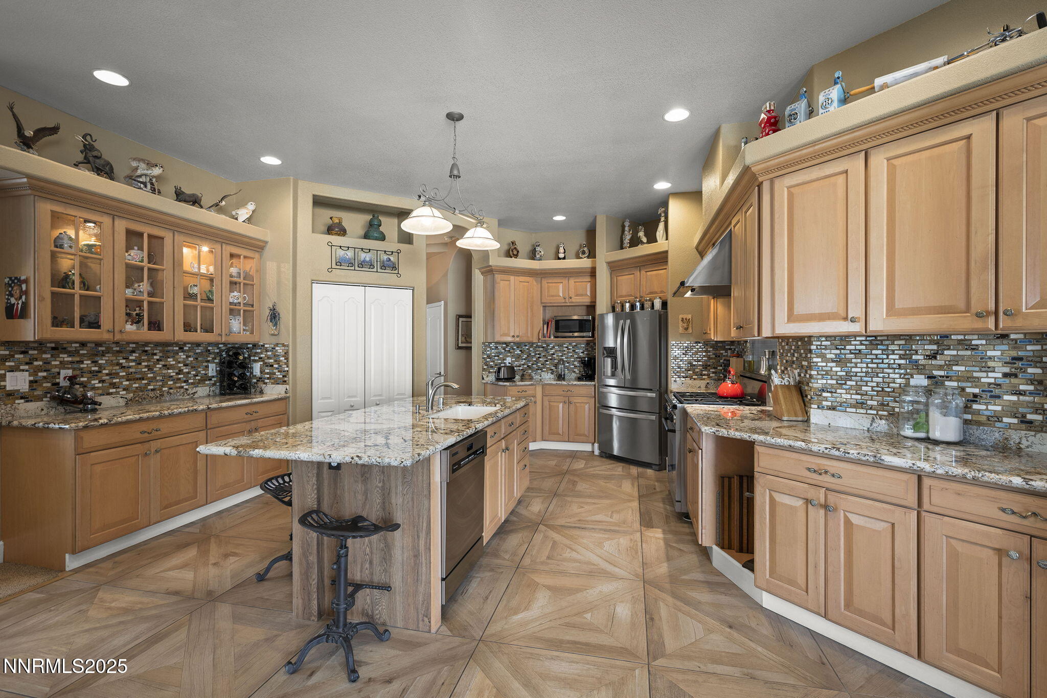 Sparks, Nevada, 89434, United States, 4 Bedrooms Bedrooms, ,4 BathroomsBathrooms,Residential,Active,1936450