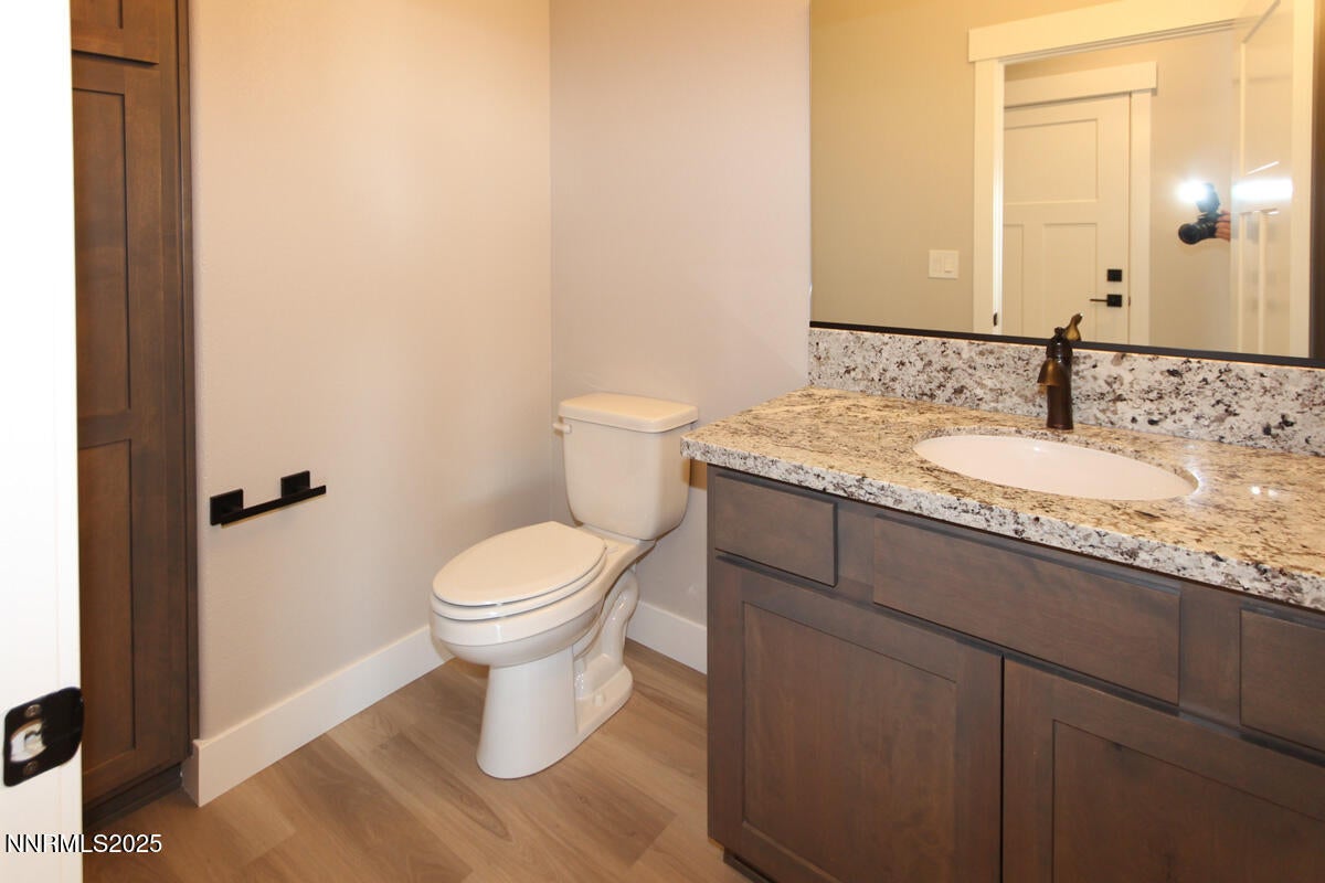 Minden, Nevada, 89423, United States, 4 Bedrooms Bedrooms, ,3 BathroomsBathrooms,Residential,Active,1990014