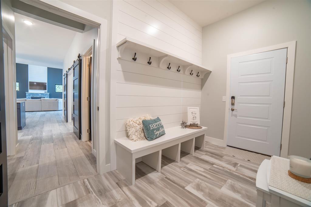 Duluth, Minnesota, 55811, United States, 3 Bedrooms Bedrooms, ,3 BathroomsBathrooms,Residential,Active,1963384