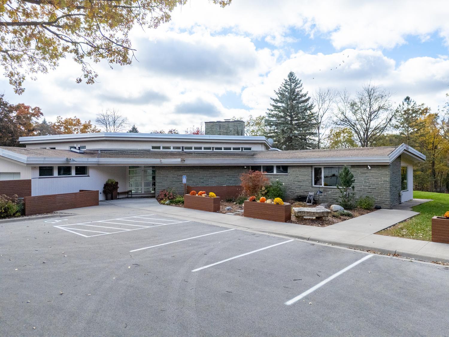 Rochester, Minnesota, 55902, United States, 10 Bedrooms Bedrooms, ,6 BathroomsBathrooms,Residential,Active,1970931