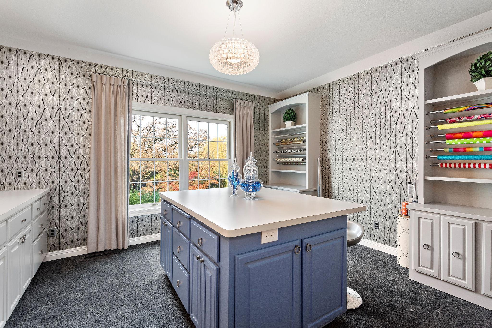 West Saint Paul, Minnesota, 55118, United States, 5 Bedrooms Bedrooms, ,5 BathroomsBathrooms,Residential,Active,1904170