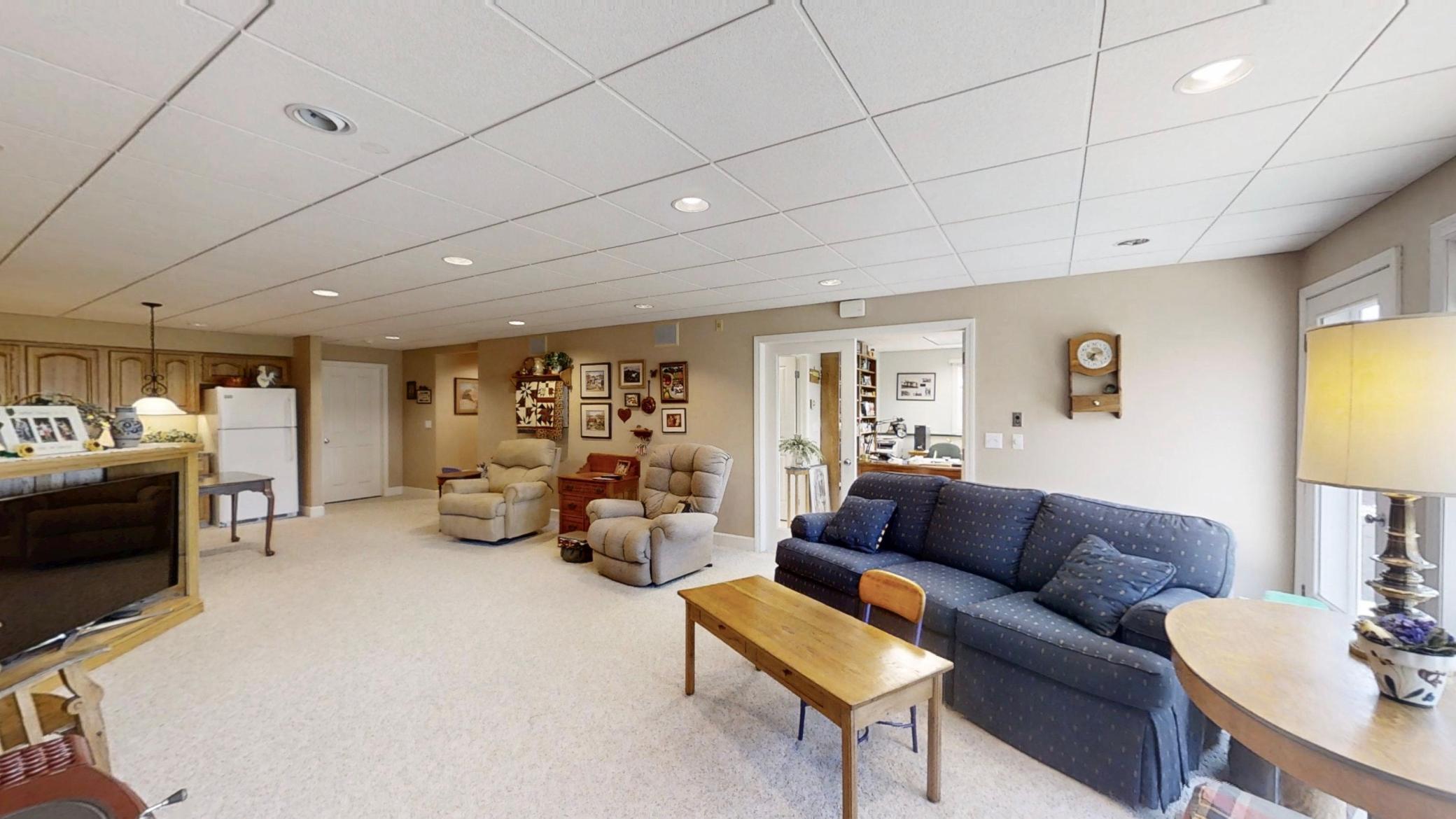 Northfield, Minnesota, 55057, United States, 3 Bedrooms Bedrooms, ,3 BathroomsBathrooms,Residential,Active,1920261