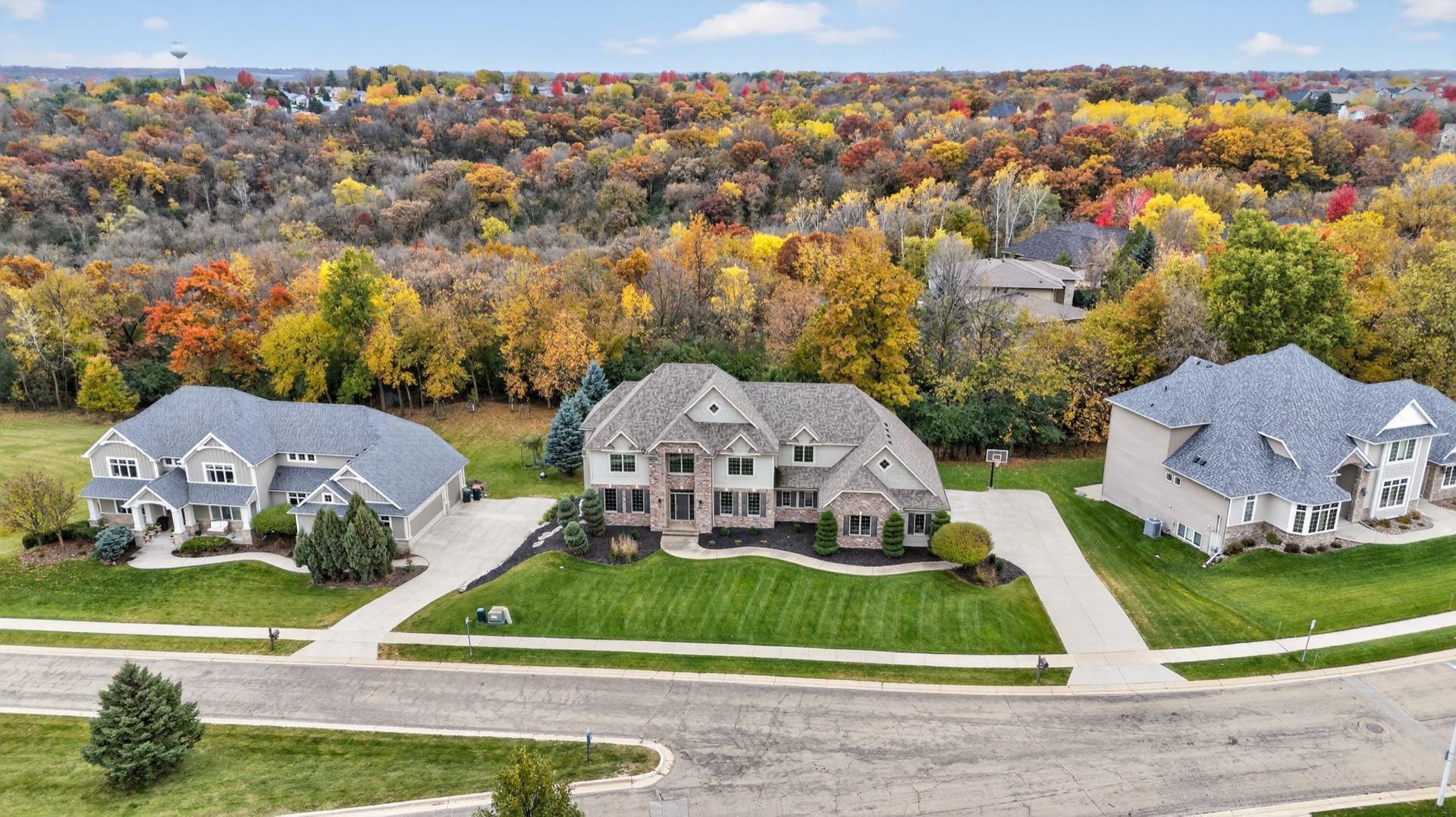 Rochester, Minnesota, 55902, United States, 6 Bedrooms Bedrooms, ,5 BathroomsBathrooms,Residential,Active,1995276