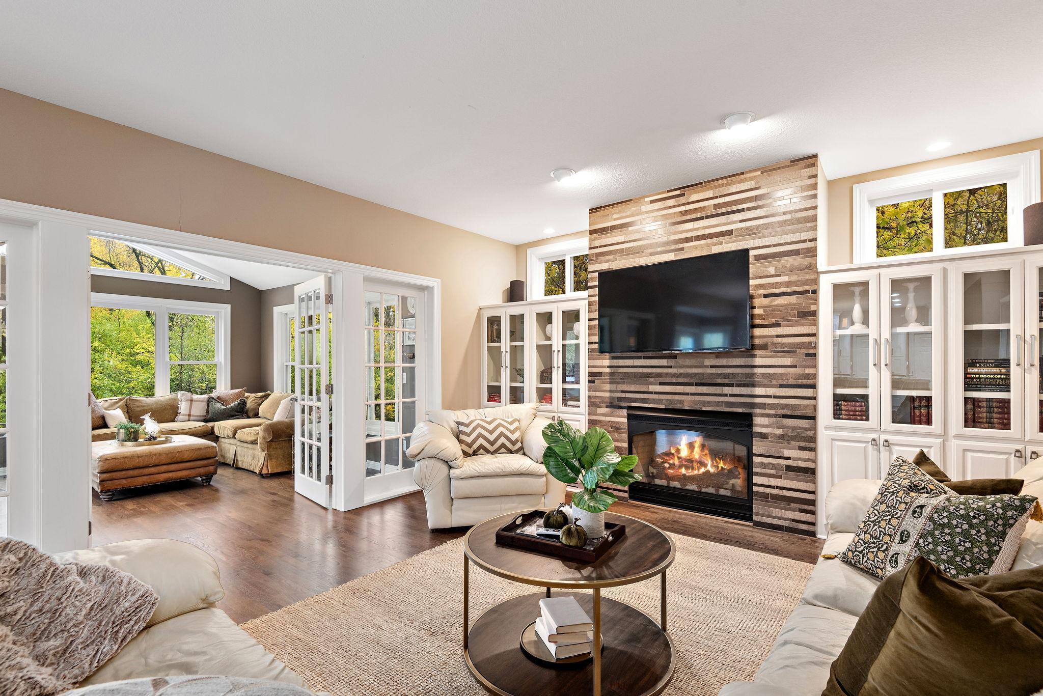 West Saint Paul, Minnesota, 55118, United States, 5 Bedrooms Bedrooms, ,5 BathroomsBathrooms,Residential,Active,1904170