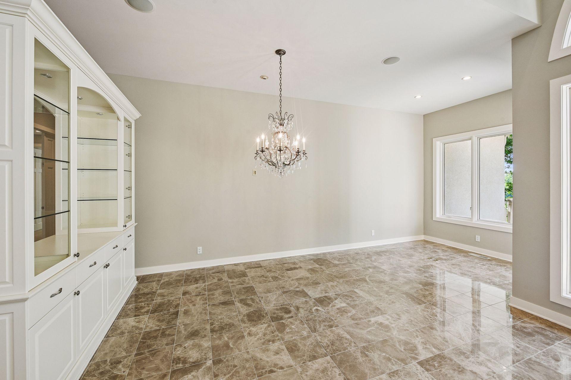 Minneapolis, Minnesota, 55439, United States, 5 Bedrooms Bedrooms, ,5 BathroomsBathrooms,Residential,Active,1944273