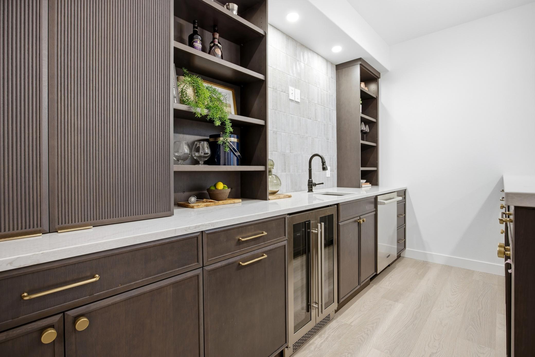 West Fargo, North Dakota, 58078, United States, 5 Bedrooms Bedrooms, ,4 BathroomsBathrooms,Residential,Active,1970996