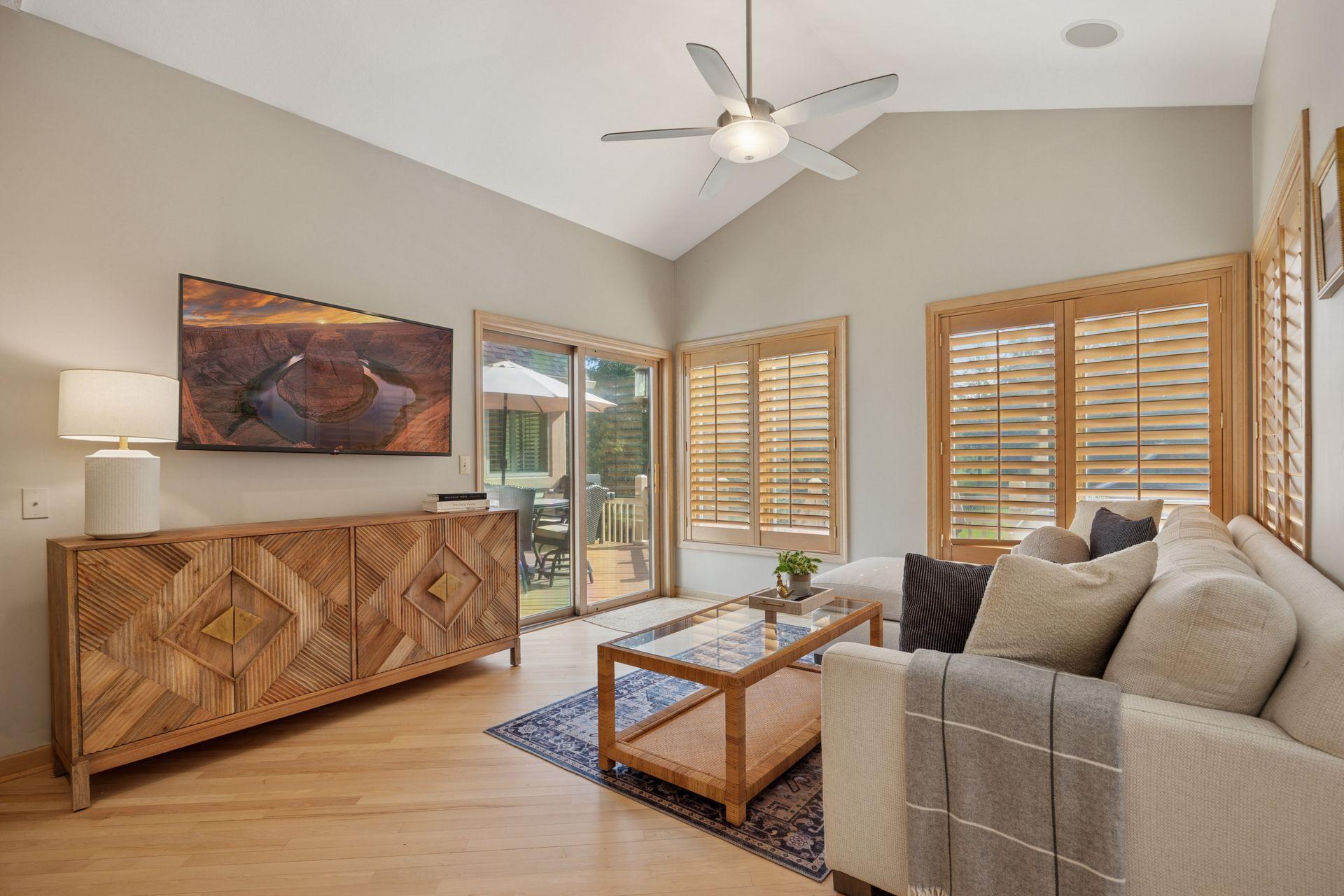 Eden Prairie, Minnesota, 55347, United States, 5 Bedrooms Bedrooms, ,5 BathroomsBathrooms,Residential,Active,2007097