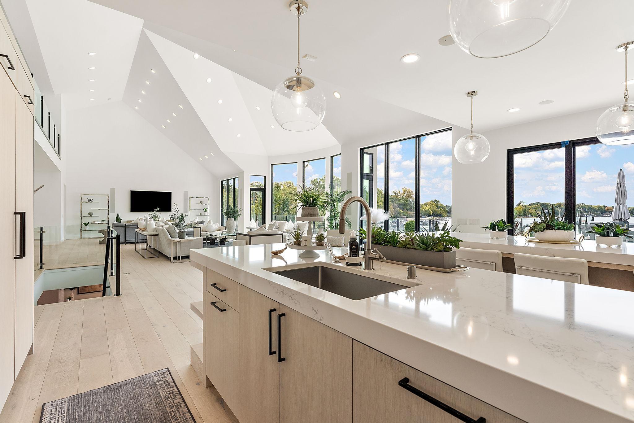 Wayzata, Minnesota, 55391, United States, 8 Bedrooms Bedrooms, ,11 BathroomsBathrooms,Residential,Active,1959932