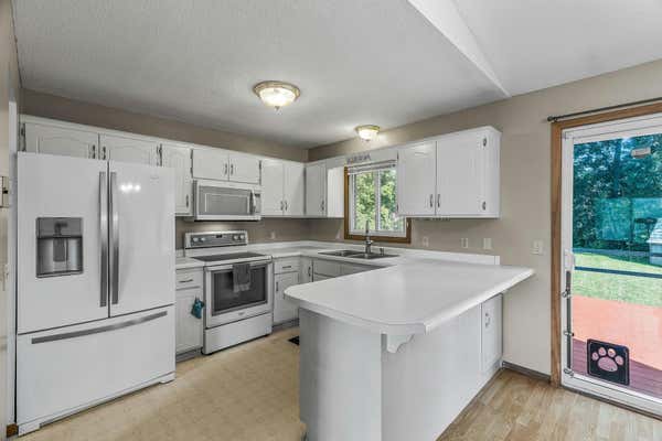 2315 MONTANA AVE E, SAINT PAUL, MN 55119 - Image 1