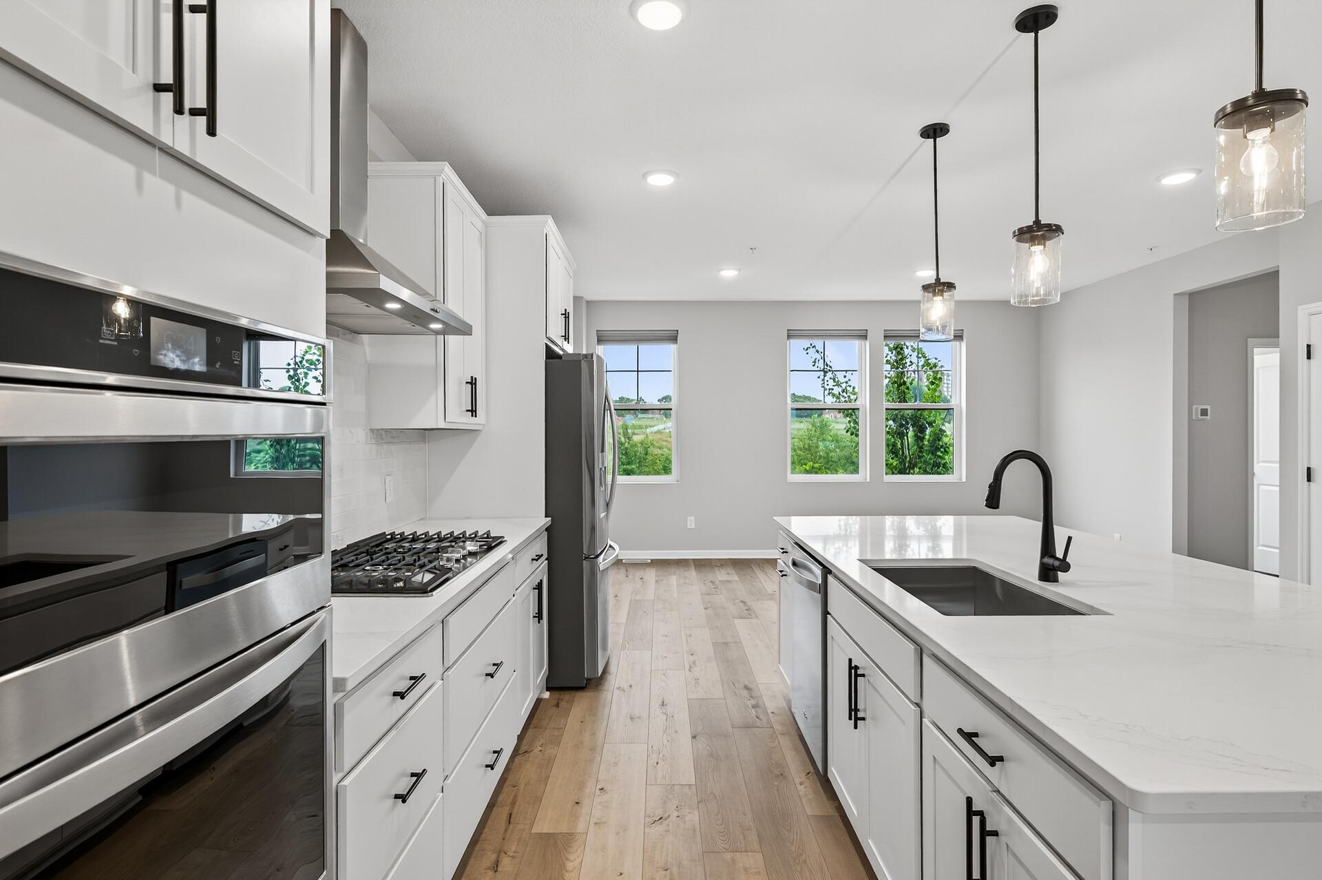 Saint Paul, Minnesota, 55116, United States, 4 Bedrooms Bedrooms, ,4 BathroomsBathrooms,Residential,Active,2003561