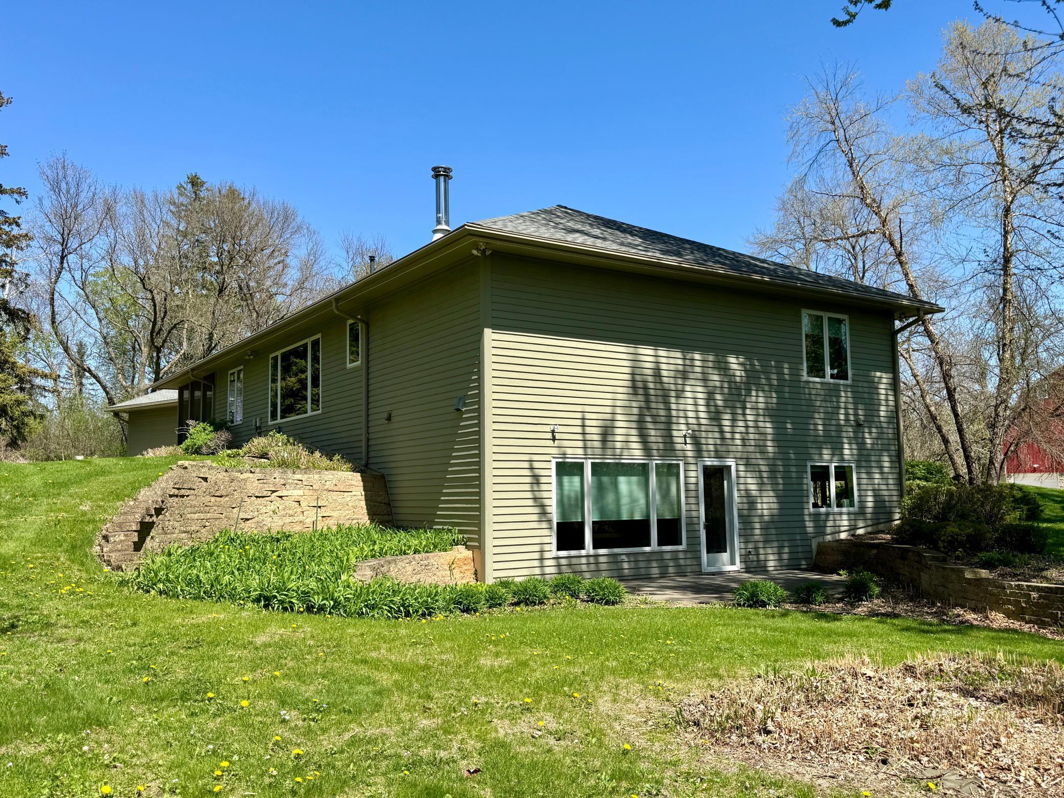 Northfield, Minnesota, 55057, United States, 3 Bedrooms Bedrooms, ,3 BathroomsBathrooms,Residential,Active,1920261