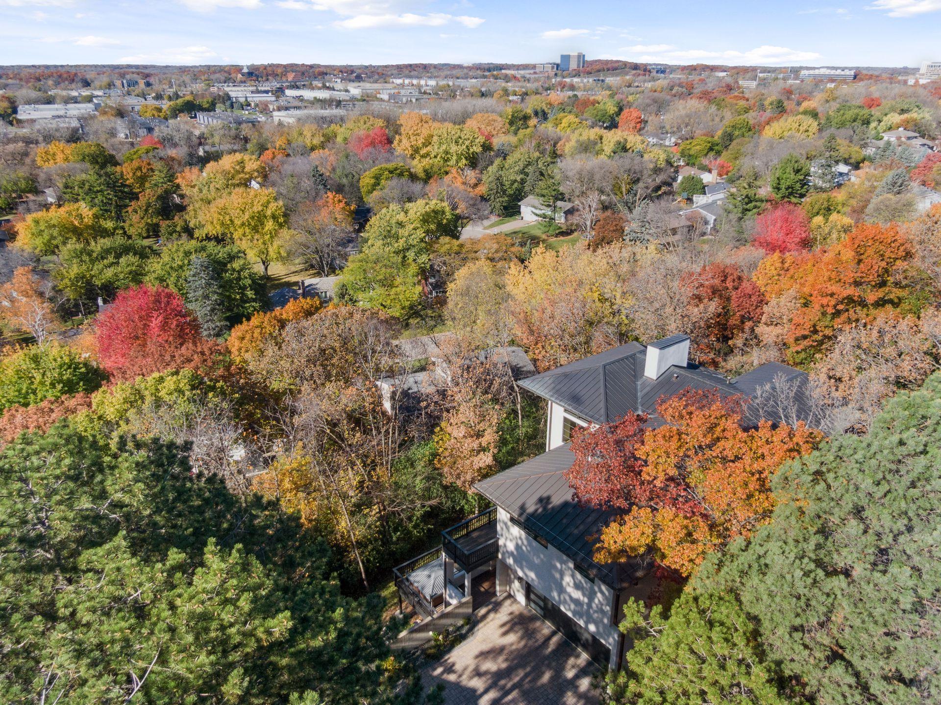 Minneapolis, Minnesota, 55439, United States, 5 Bedrooms Bedrooms, ,6 BathroomsBathrooms,Residential,Active,1987211