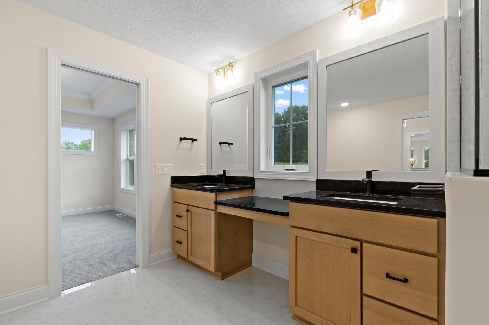 Lake Elmo, Minnesota, 55042, United States, 5 Bedrooms Bedrooms, ,5 BathroomsBathrooms,Residential,Active,1899902