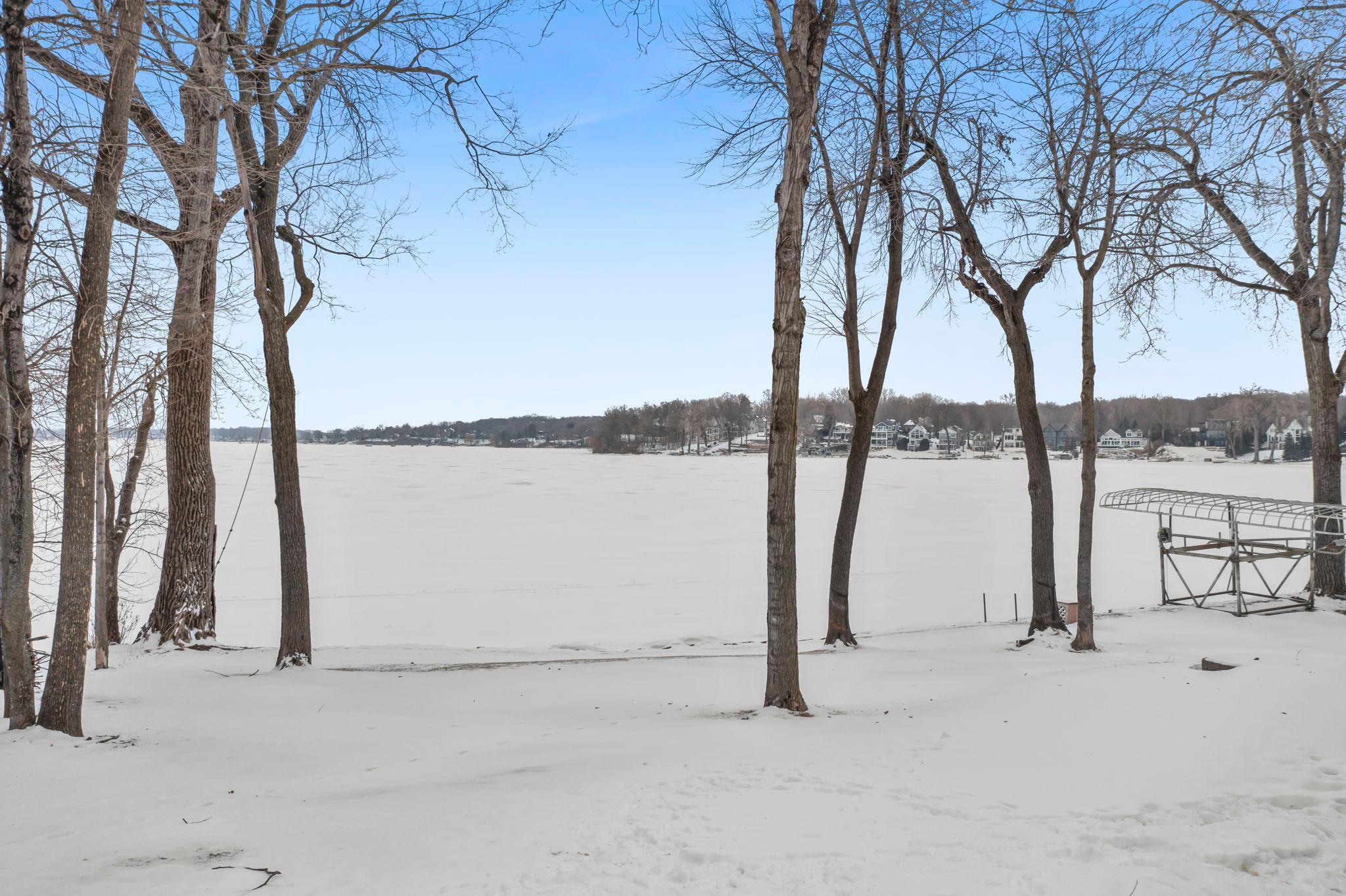 Wayzata, Minnesota, 55391, United States, 3 Bedrooms Bedrooms, ,3 BathroomsBathrooms,Residential,Active,2018191