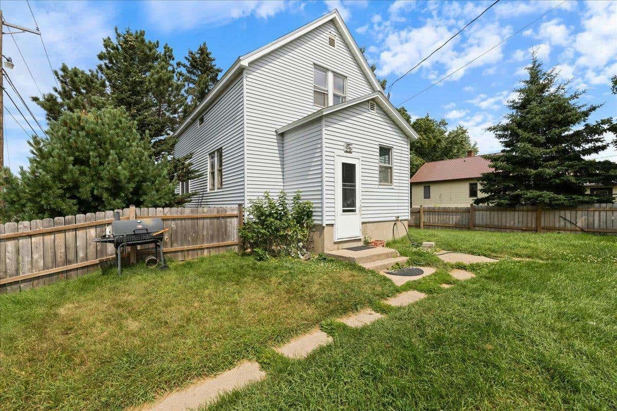 1004 E MADISON ST, ELY, MN 55731, photo 1 of 36