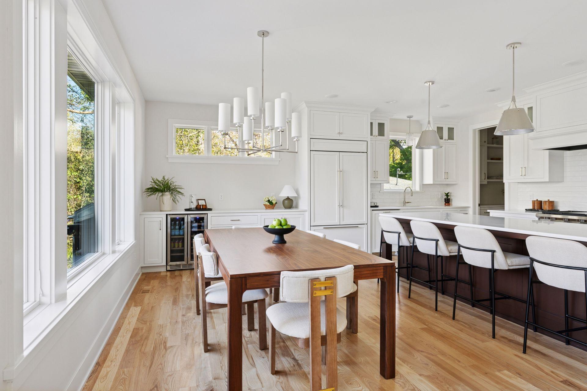 Saint Paul, Minnesota, 55118, United States, 4 Bedrooms Bedrooms, ,4 BathroomsBathrooms,Residential,Active,1973547