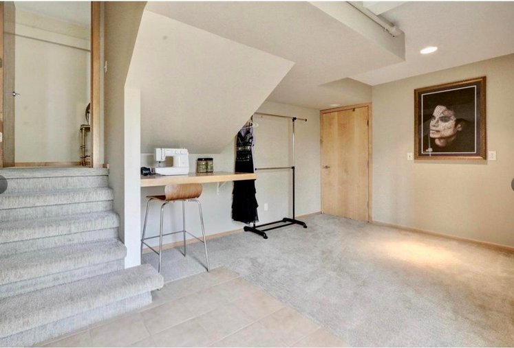 Minnetonka, Minnesota, 55345, United States, 5 Bedrooms Bedrooms, ,3 BathroomsBathrooms,Residential,Active,1971001