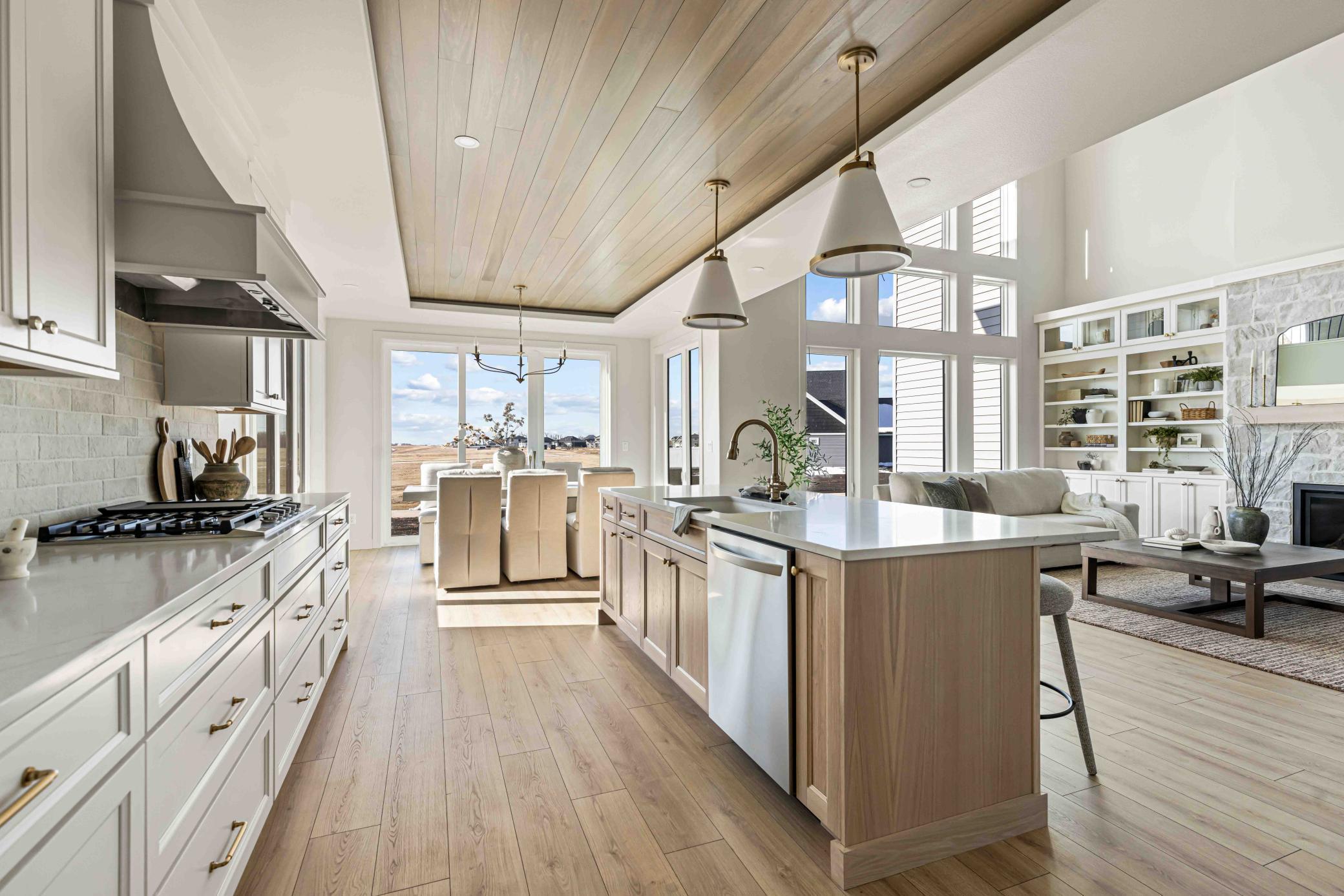 Fargo, North Dakota, 58104, United States, 4 Bedrooms Bedrooms, ,4 BathroomsBathrooms,Residential,Active,2007923