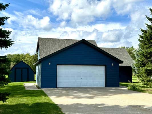 231 OAK RD, WARROAD, MN 56763 - Image 1