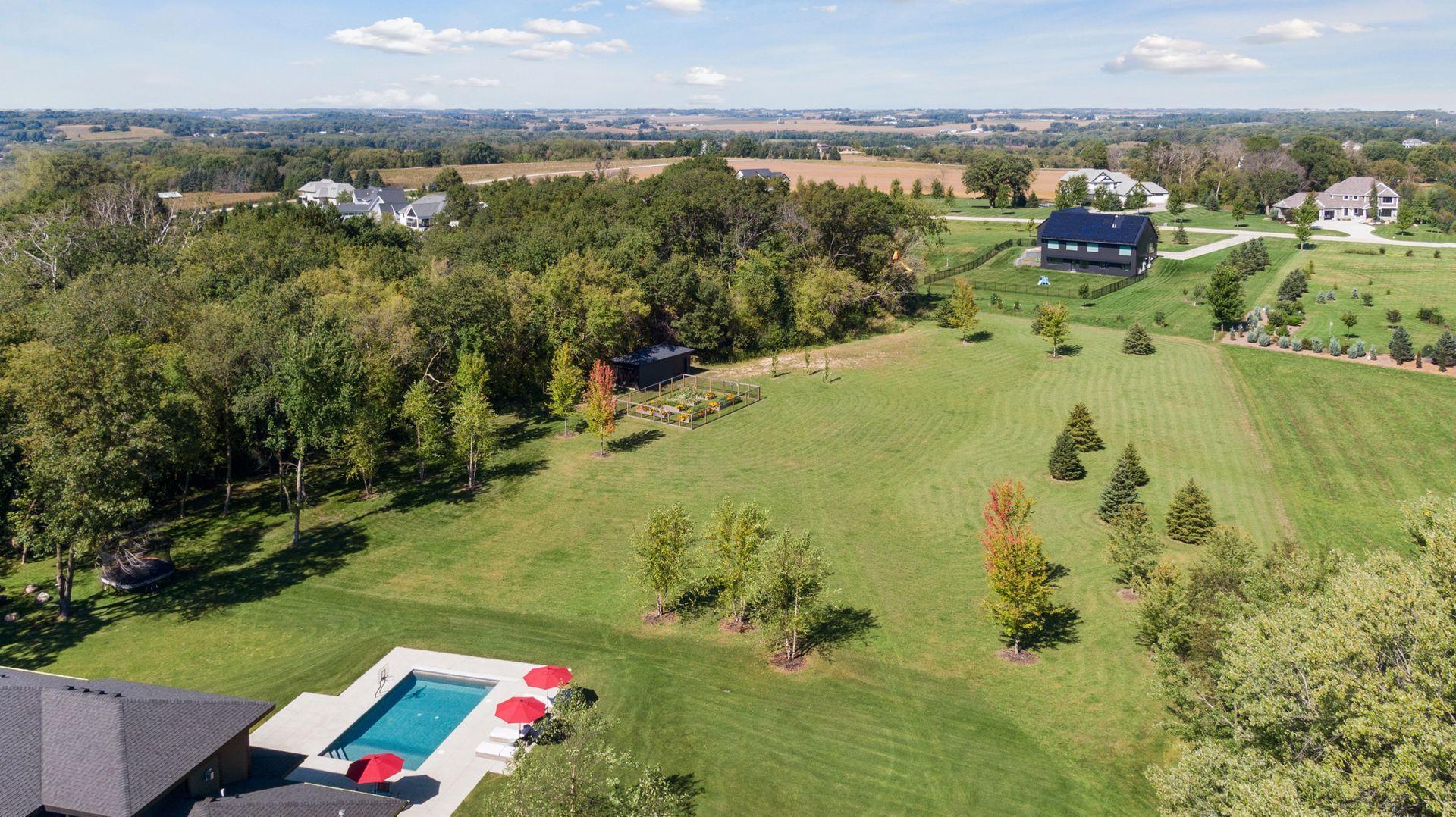 Rochester, Minnesota, 55902, United States, 4 Bedrooms Bedrooms, ,6 BathroomsBathrooms,Residential,Active,1953260