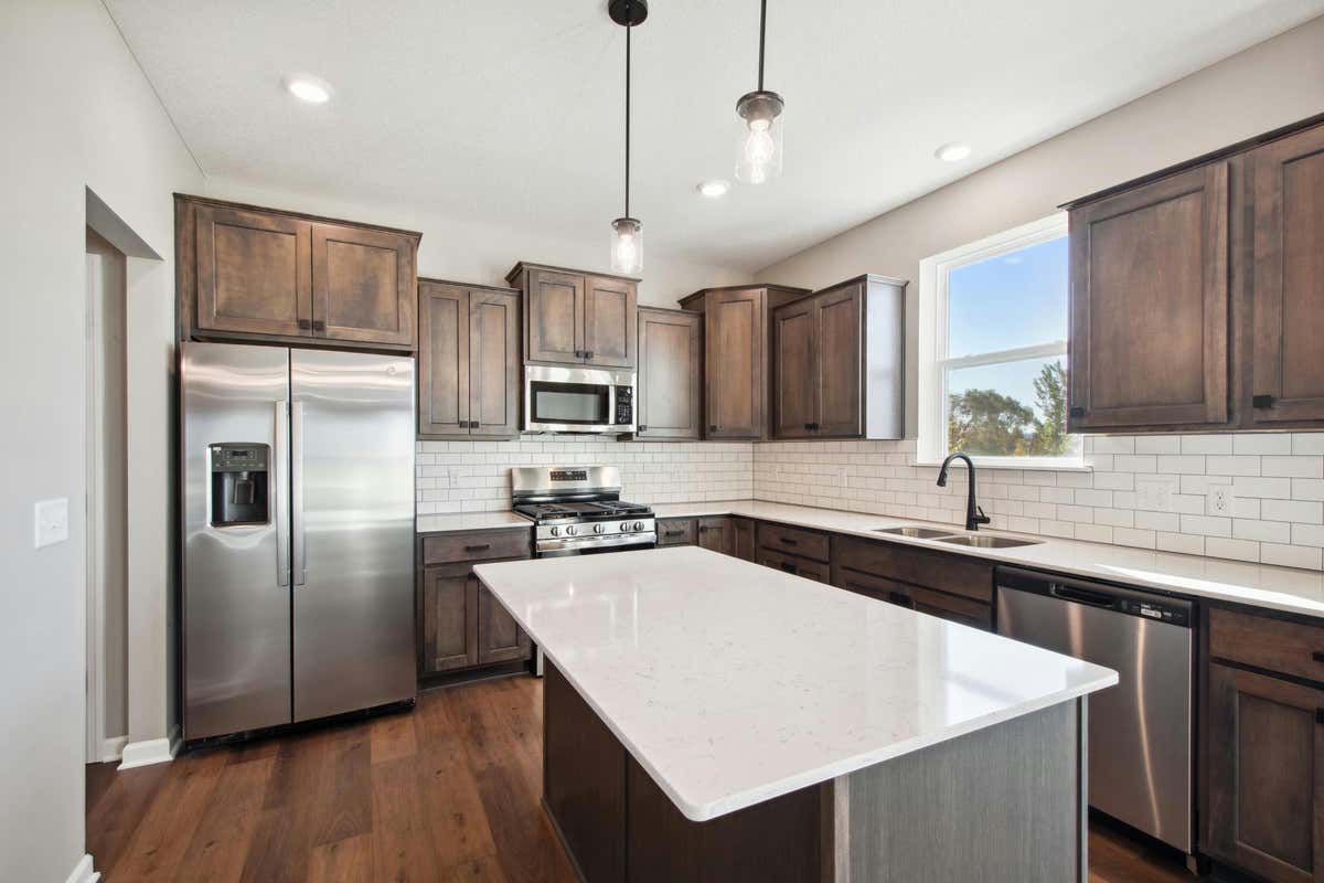 1204 KASOTA CT, JORDAN, MN 55352 Single Family Residence For Sale MLS