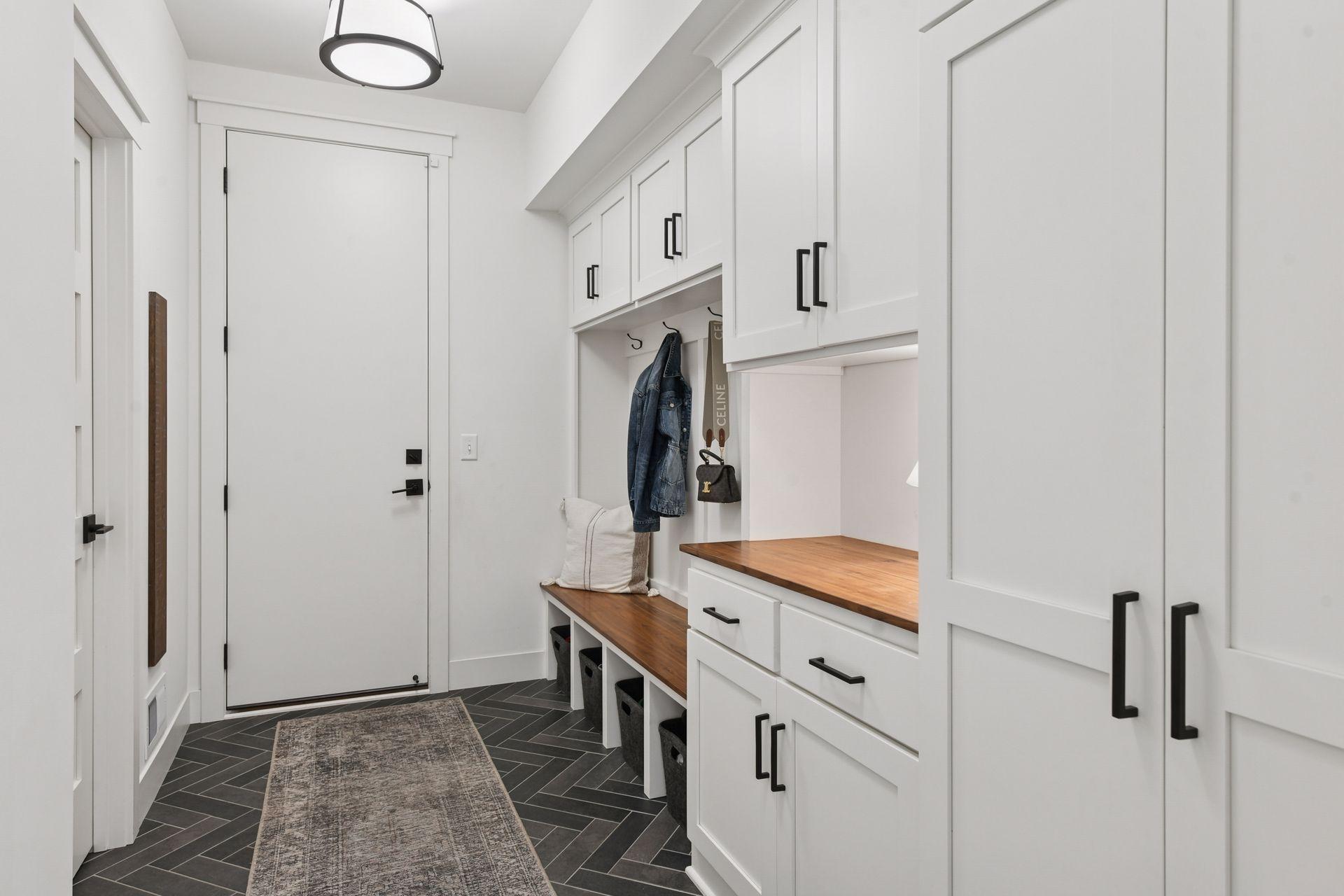 Edina, Minnesota, 55424, United States, 5 Bedrooms Bedrooms, ,5 BathroomsBathrooms,Residential,Active,1952315