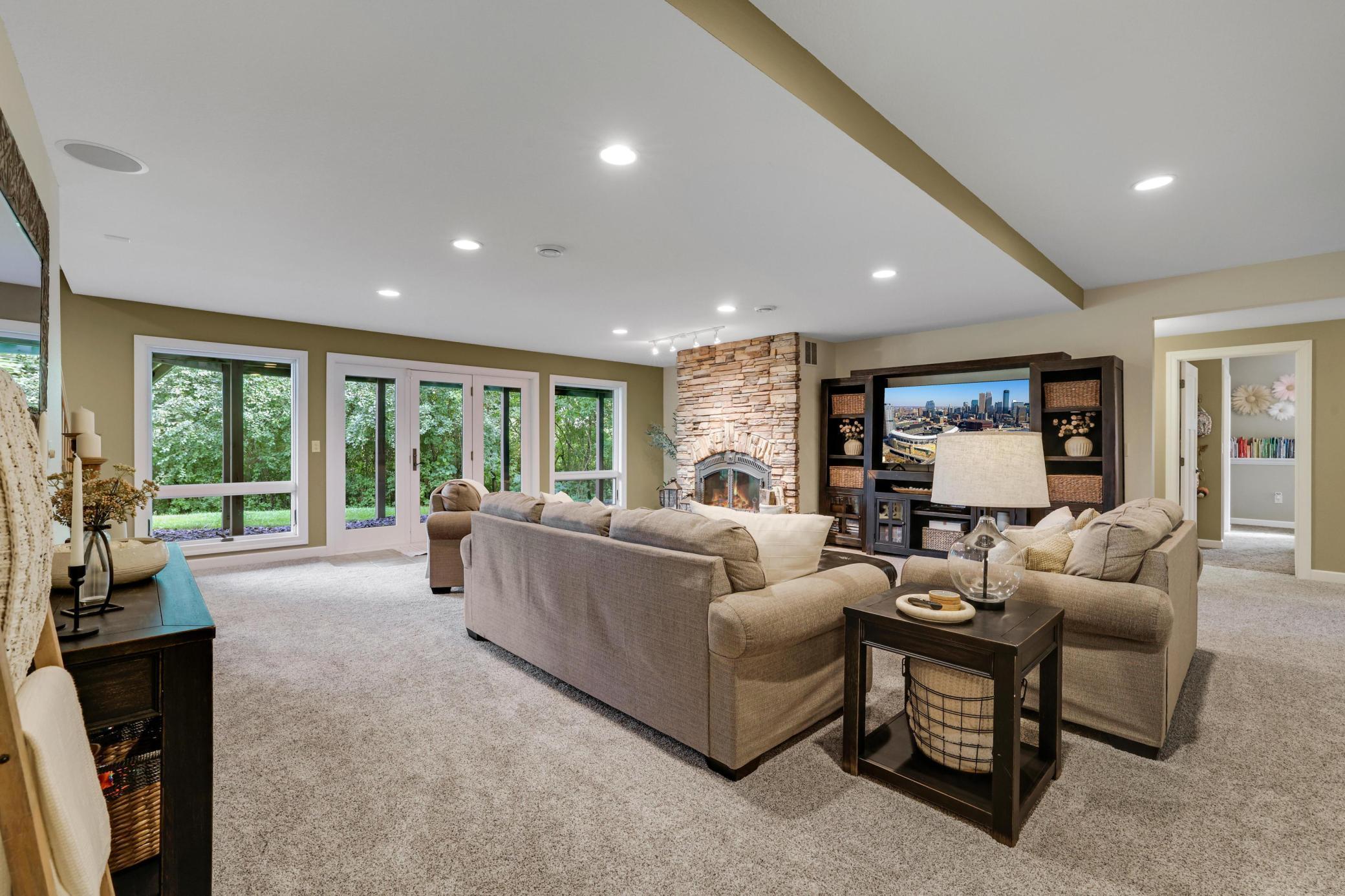 Prescott, Wisconsin, 54021, United States, 5 Bedrooms Bedrooms, ,4 BathroomsBathrooms,Residential,Active,1961932