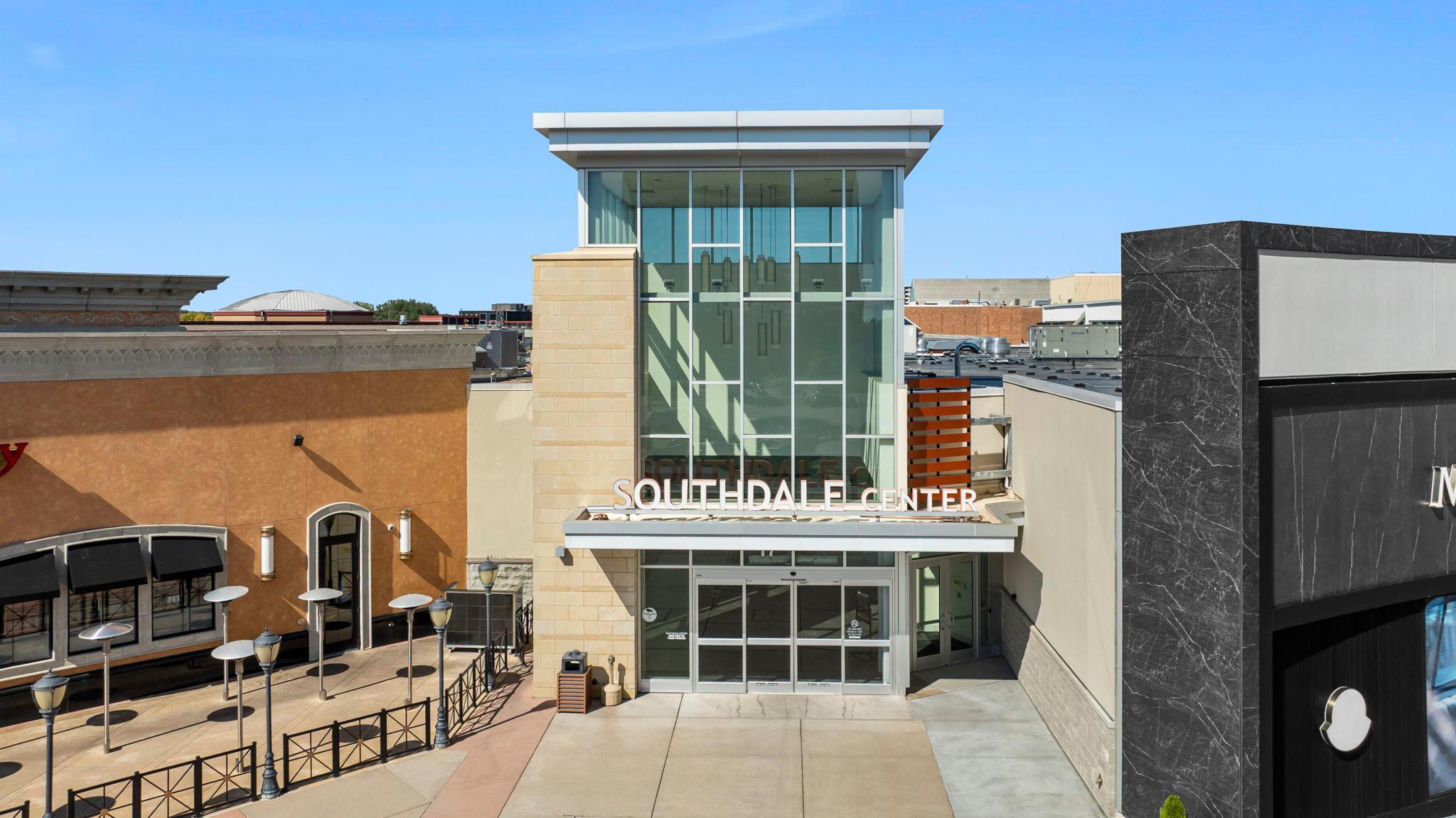 Minneapolis, Minnesota, 55435, United States, 5 Bedrooms Bedrooms, ,5 BathroomsBathrooms,Residential,Active,1944270