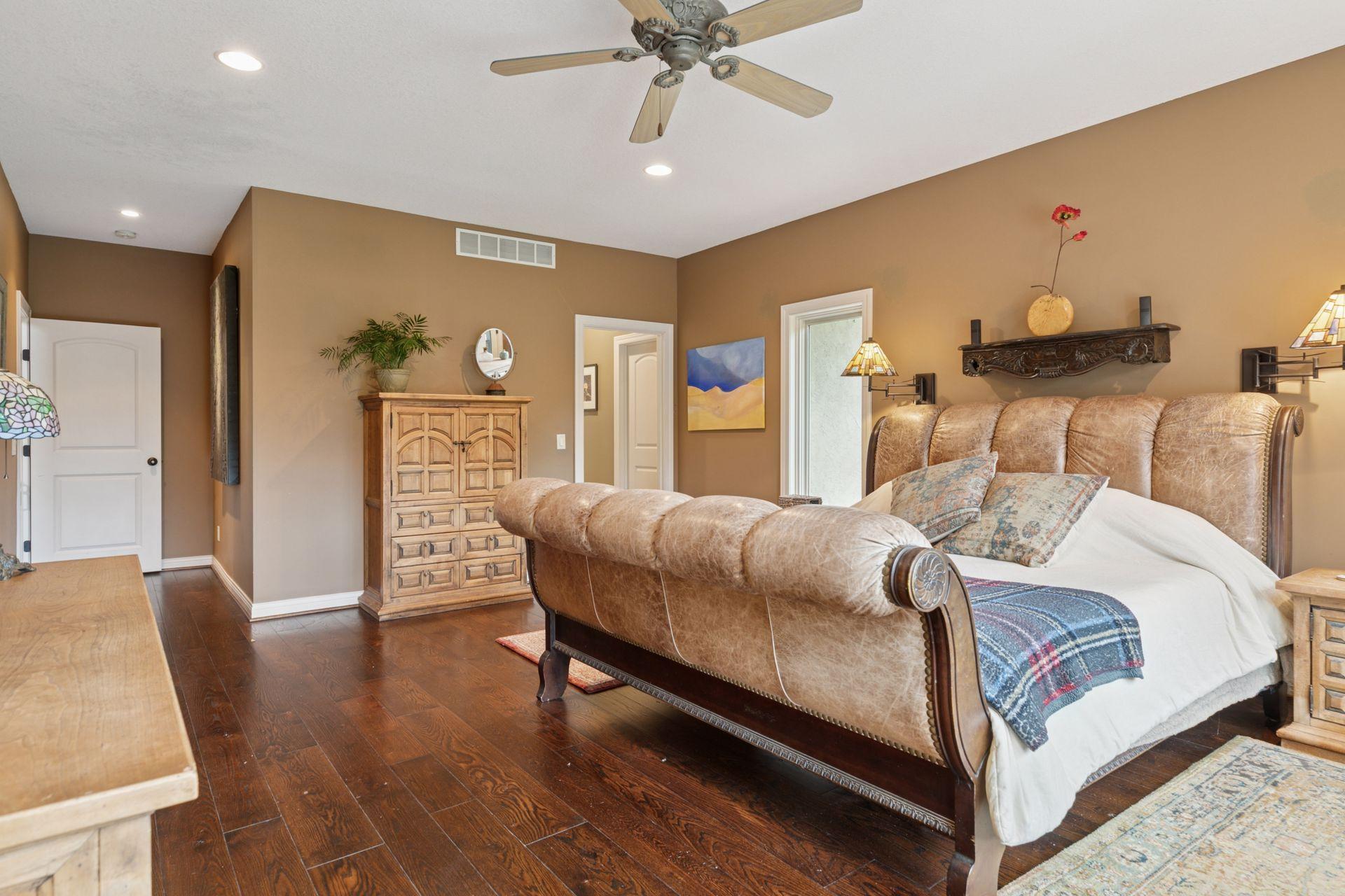 Hudson, Wisconsin, 54016, United States, 4 Bedrooms Bedrooms, ,6 BathroomsBathrooms,Residential,Active,1965807