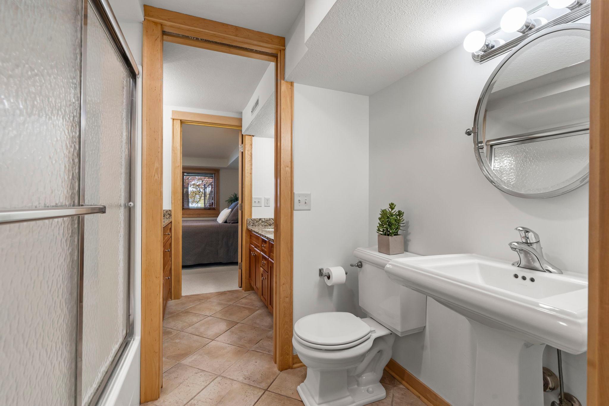 Arden Hills, Minnesota, 55112, United States, 4 Bedrooms Bedrooms, ,3 BathroomsBathrooms,Residential,Active,1973290