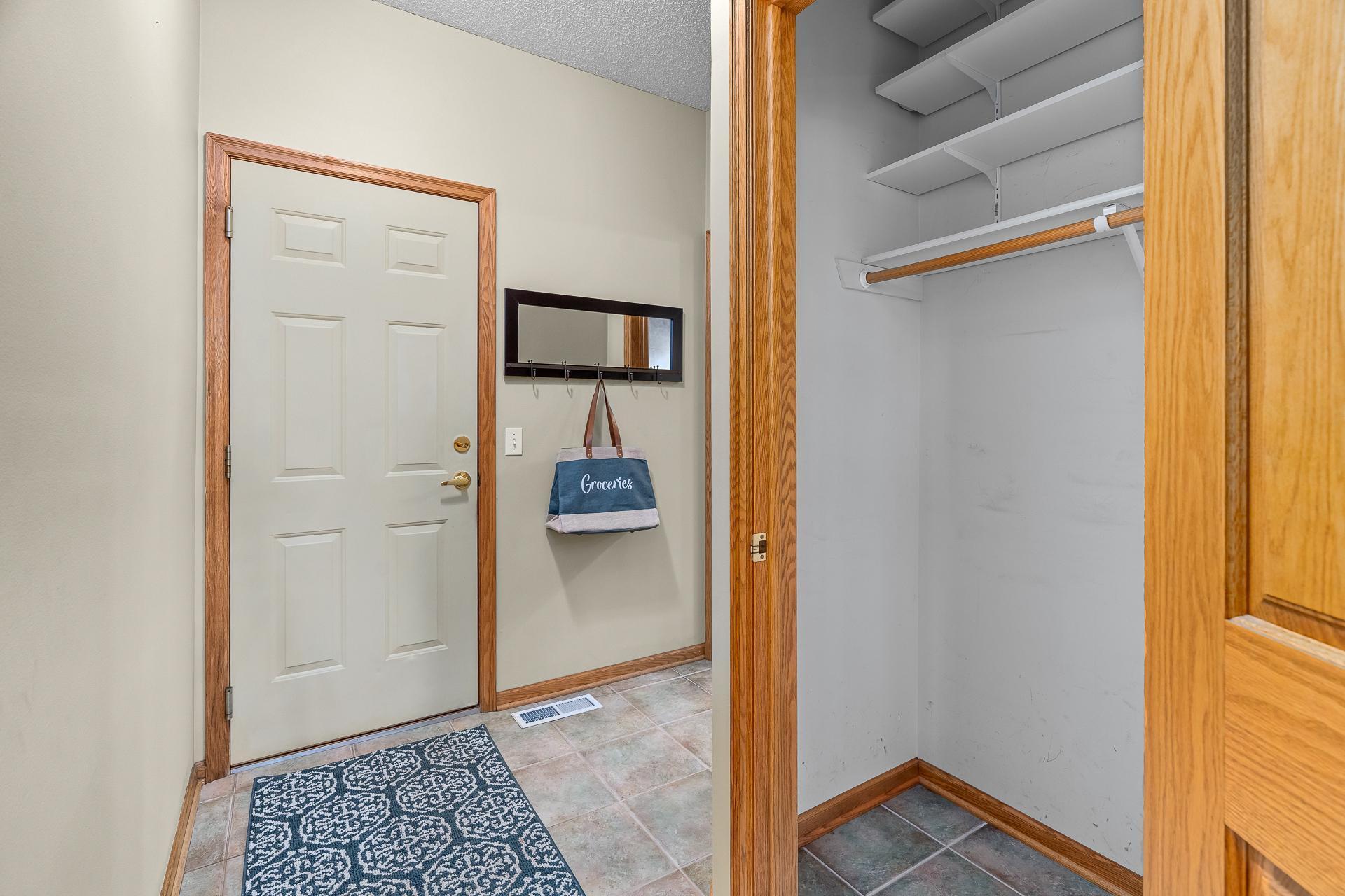 Prior Lake, Minnesota, 55372, United States, 4 Bedrooms Bedrooms, ,4 BathroomsBathrooms,Residential,Active,1995257