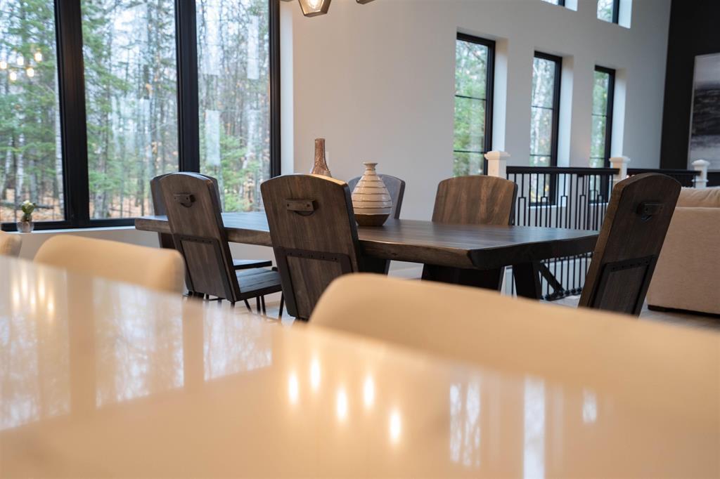 Duluth, Minnesota, 55811, United States, 3 Bedrooms Bedrooms, ,3 BathroomsBathrooms,Residential,Active,1963384