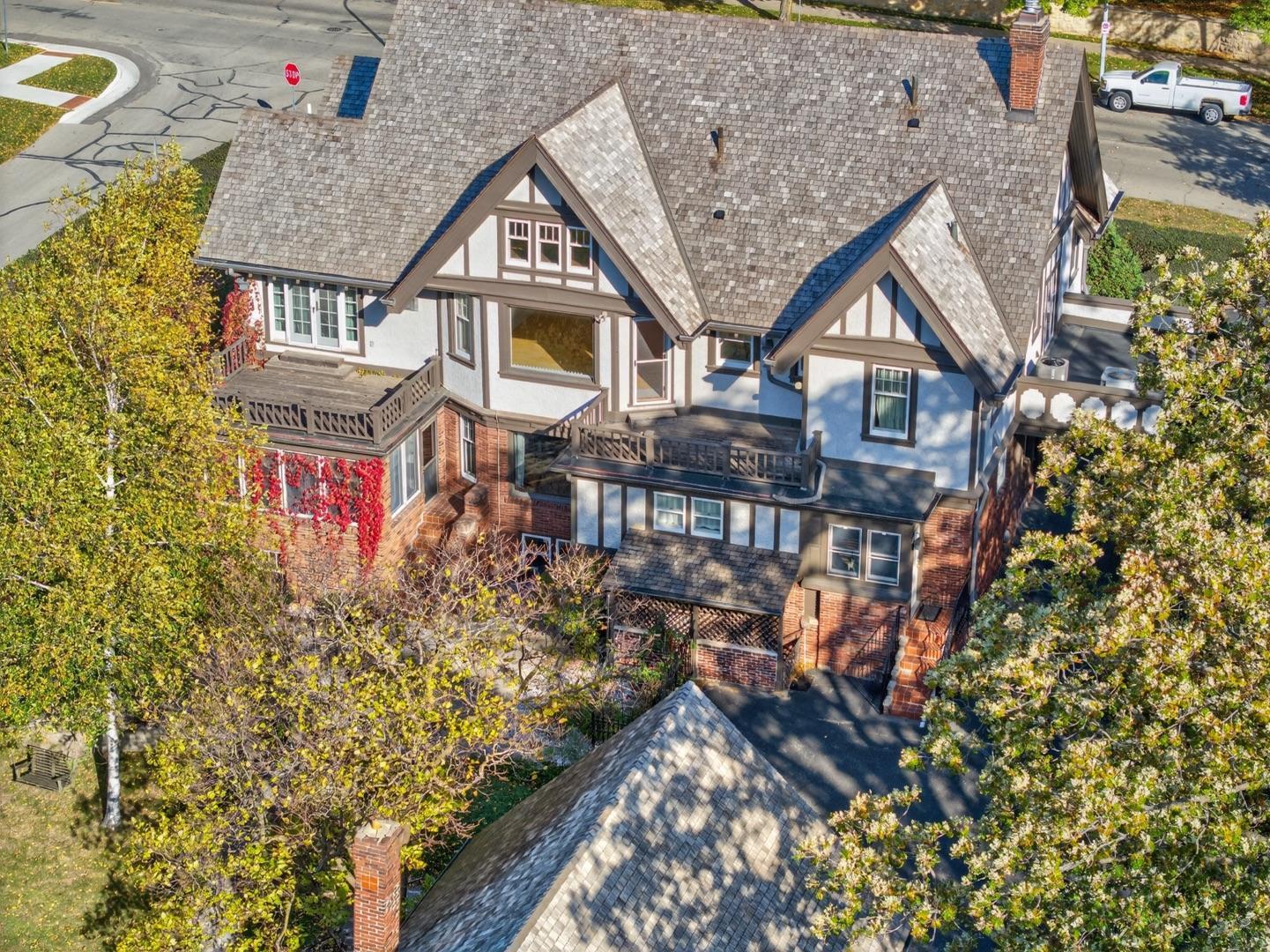 Rochester, Minnesota, 55902, United States, 7 Bedrooms Bedrooms, ,7 BathroomsBathrooms,Residential,Active,1973275