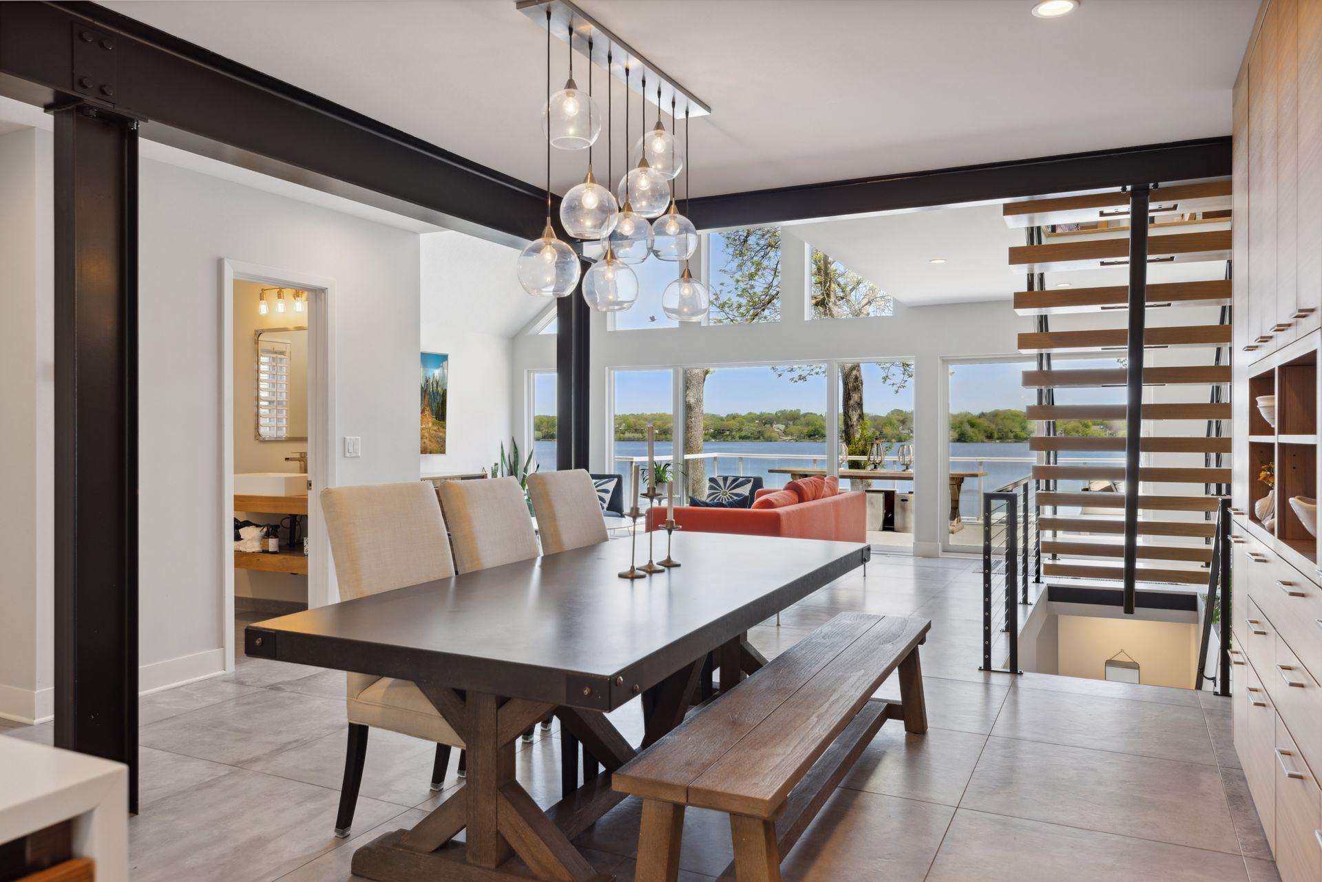 Minneapolis, Minnesota, 55441, United States, 4 Bedrooms Bedrooms, ,3 BathroomsBathrooms,Residential,Active,1953266