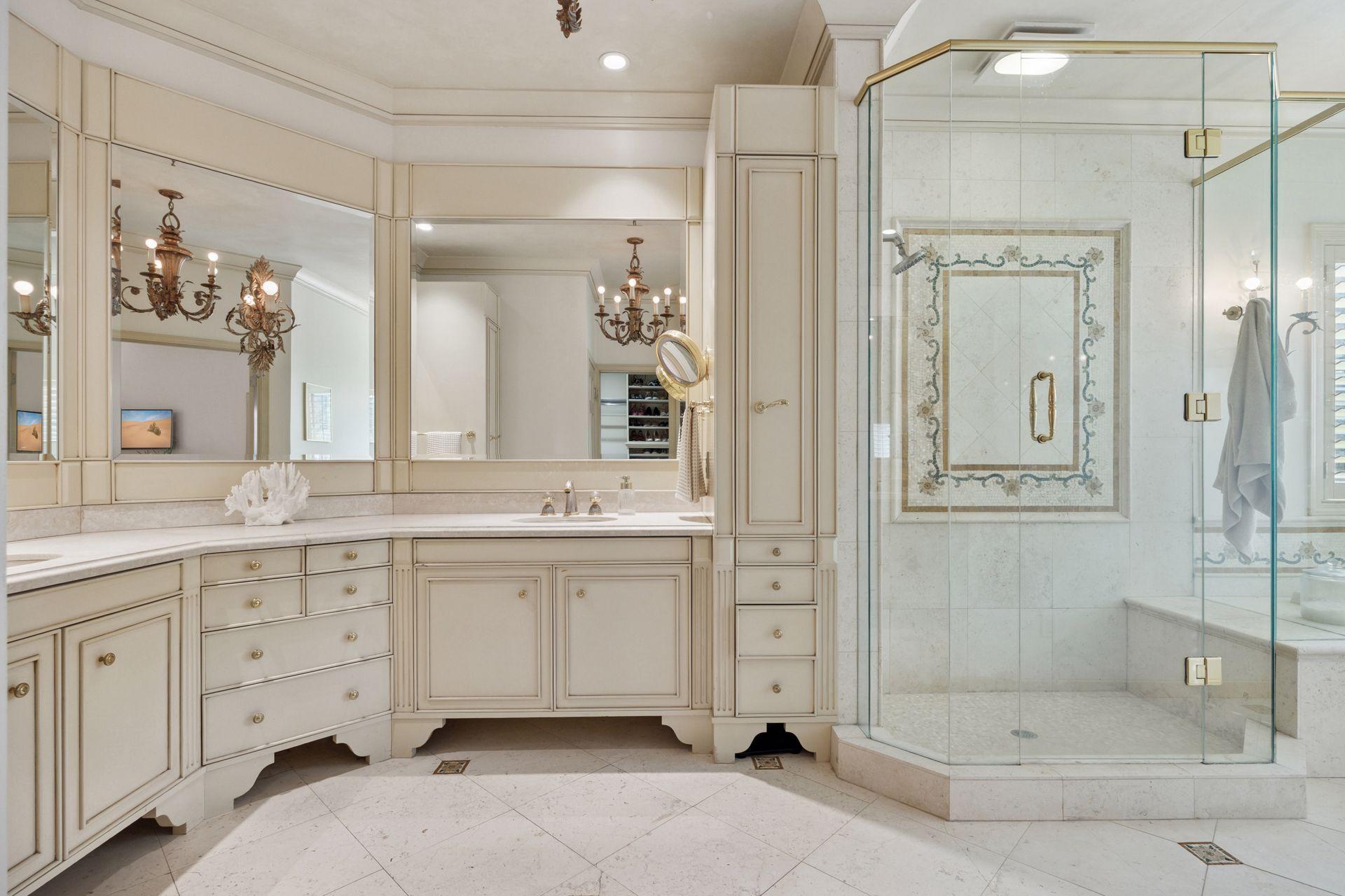 Eden Prairie, Minnesota, 55347, United States, 4 Bedrooms Bedrooms, ,5 BathroomsBathrooms,Residential,Active,1959538