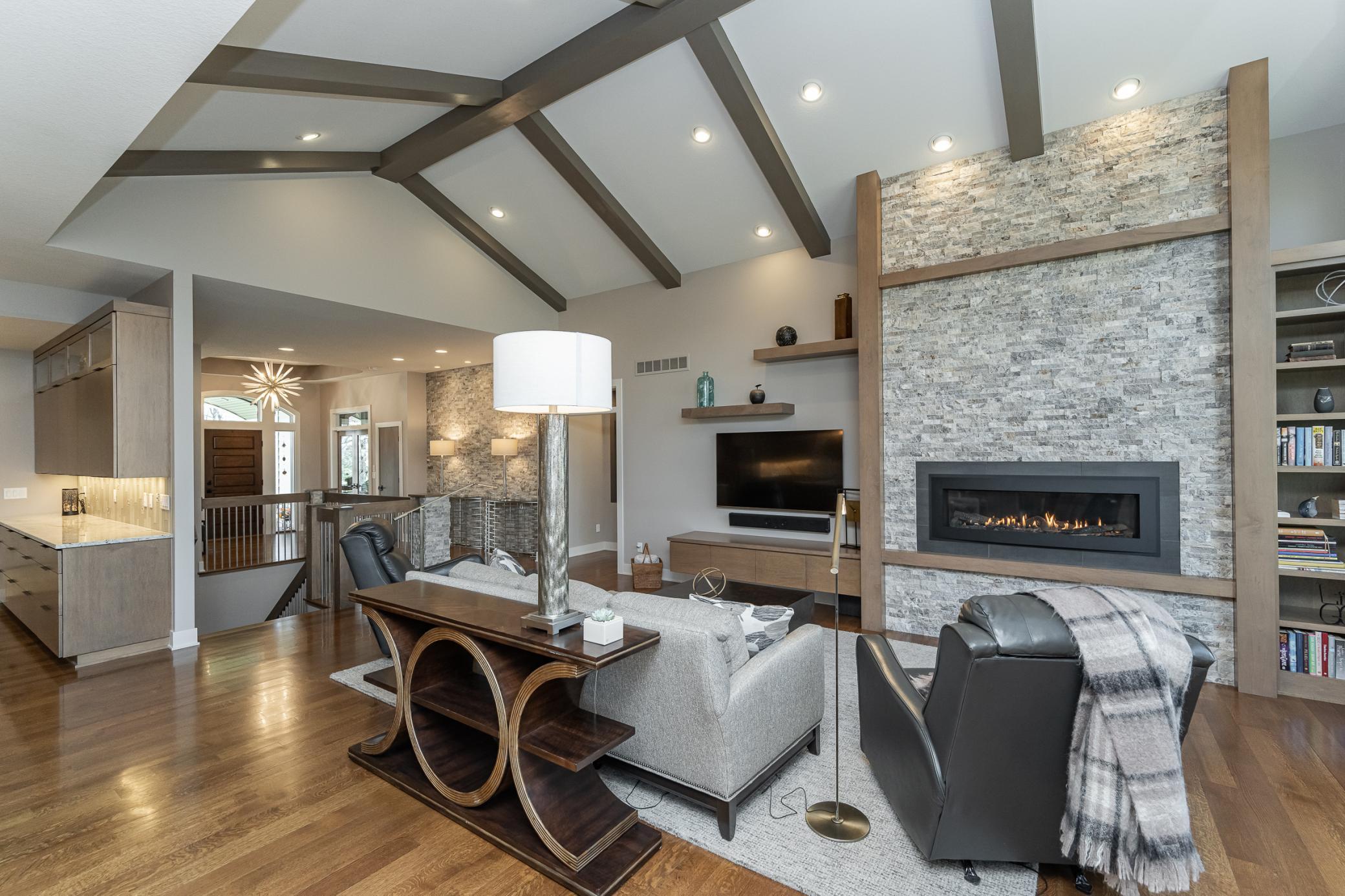 Rochester, Minnesota, 55902, United States, 4 Bedrooms Bedrooms, ,3 BathroomsBathrooms,Residential,Active,1905106