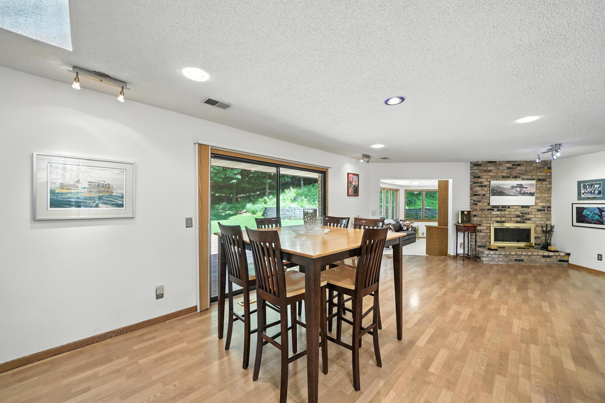 Orono, Minnesota, 55391, United States, 4 Bedrooms Bedrooms, ,3 BathroomsBathrooms,Residential,Active,1999170