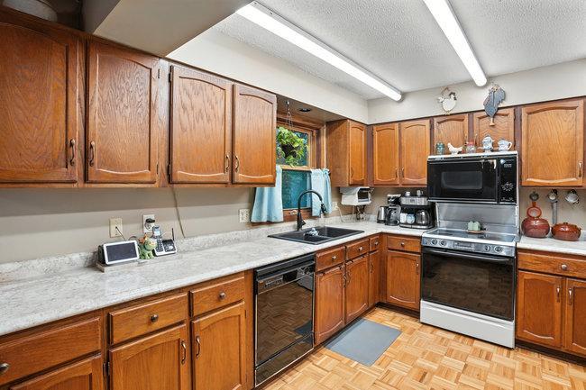 Lonsdale, Minnesota, 55046, United States, 4 Bedrooms Bedrooms, ,3 BathroomsBathrooms,Residential,Active,1914807