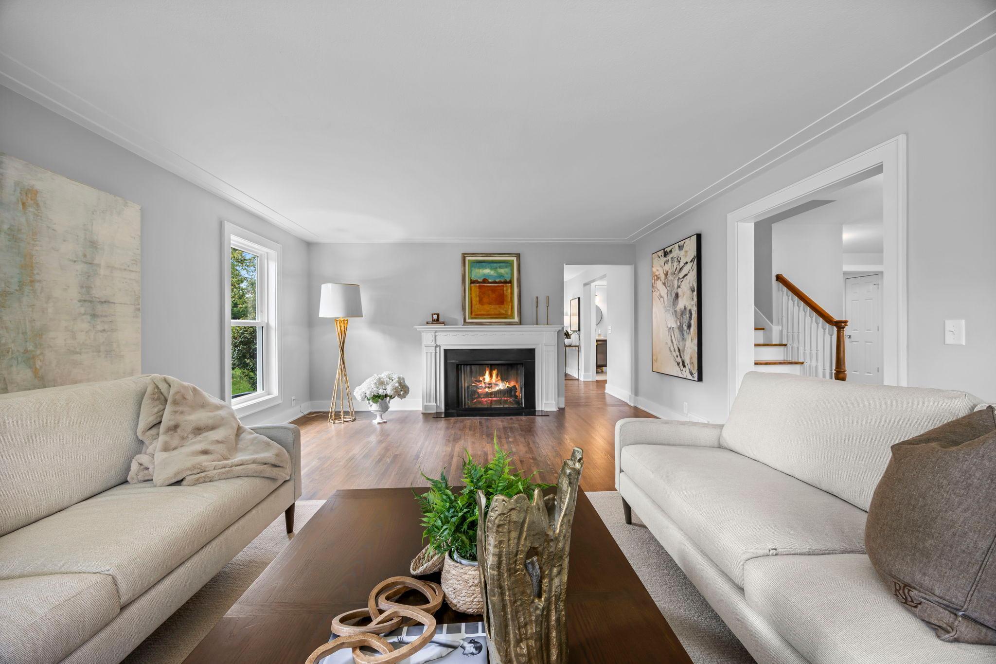 Minneapolis, Minnesota, 55435, United States, 5 Bedrooms Bedrooms, ,5 BathroomsBathrooms,Residential,Active,1944270