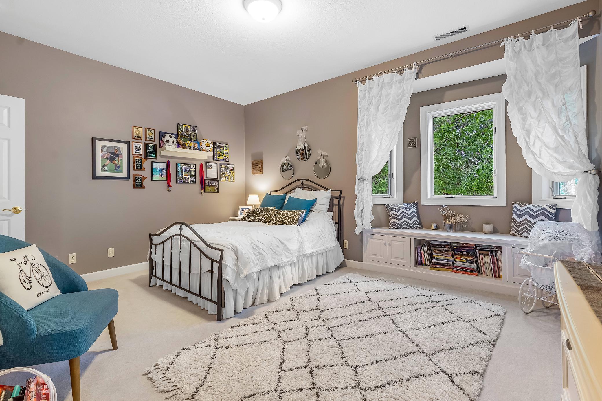 Stillwater, Minnesota, 55082, United States, 6 Bedrooms Bedrooms, ,5 BathroomsBathrooms,Residential,Active,2012206