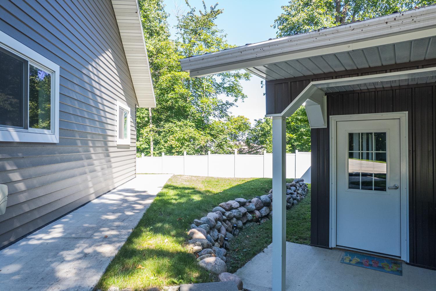 Pelican Rapids, Minnesota, 56572, United States, 5 Bedrooms Bedrooms, ,3 BathroomsBathrooms,Residential,Active,1927674