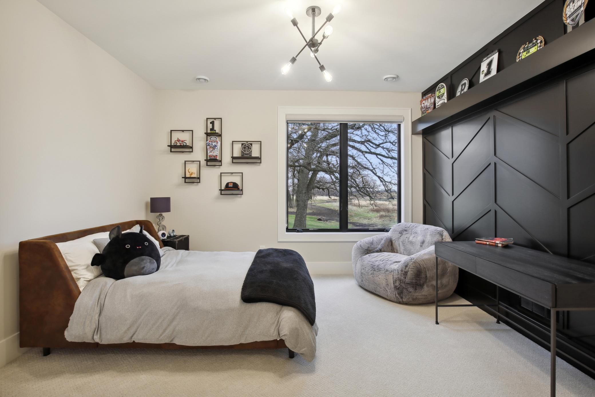 Eagan, Minnesota, 55123, United States, 5 Bedrooms Bedrooms, ,6 BathroomsBathrooms,Residential,Active,1944081