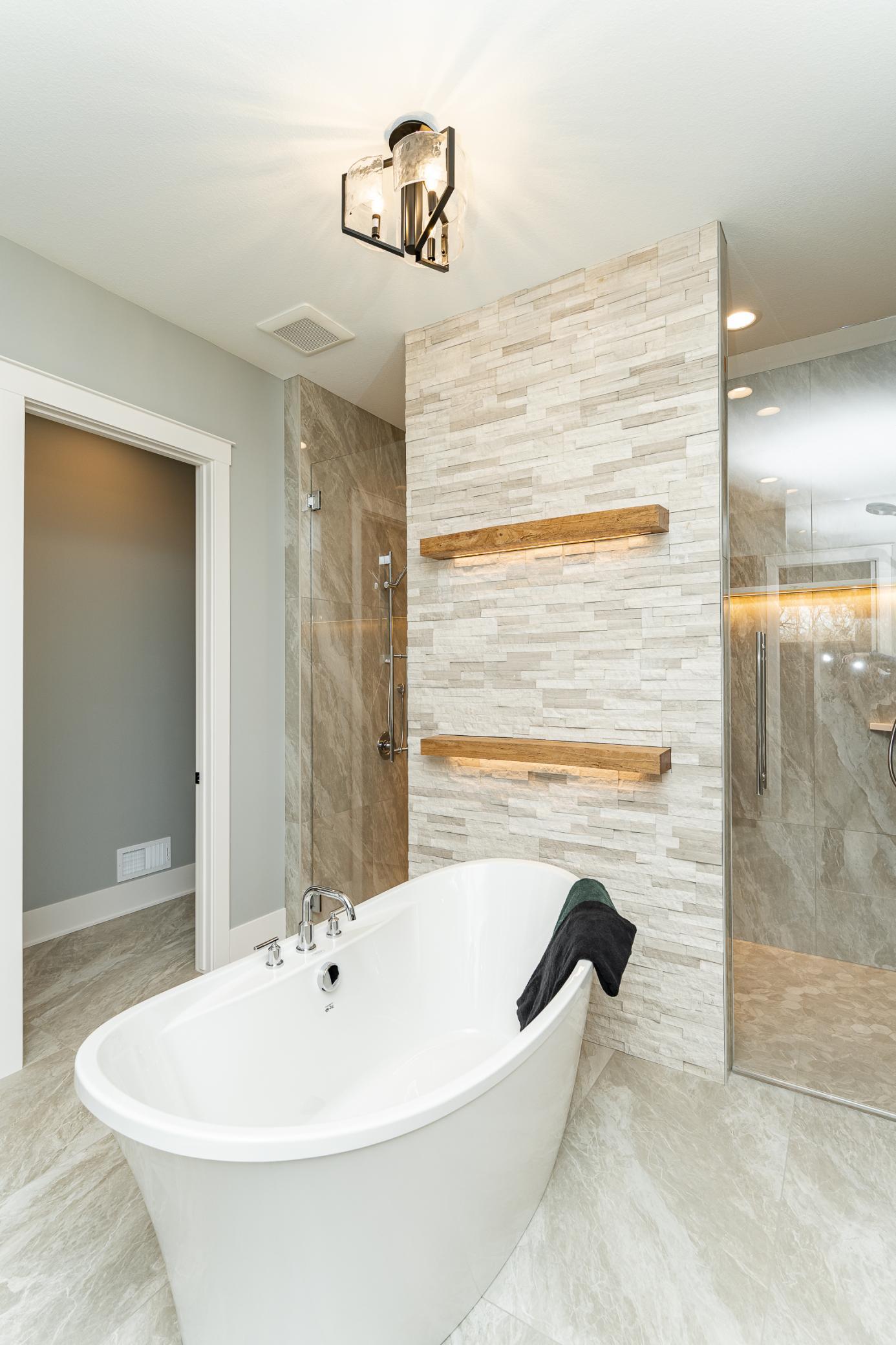 Rochester, Minnesota, 55902, United States, 5 Bedrooms Bedrooms, ,6 BathroomsBathrooms,Residential,Active,1892599