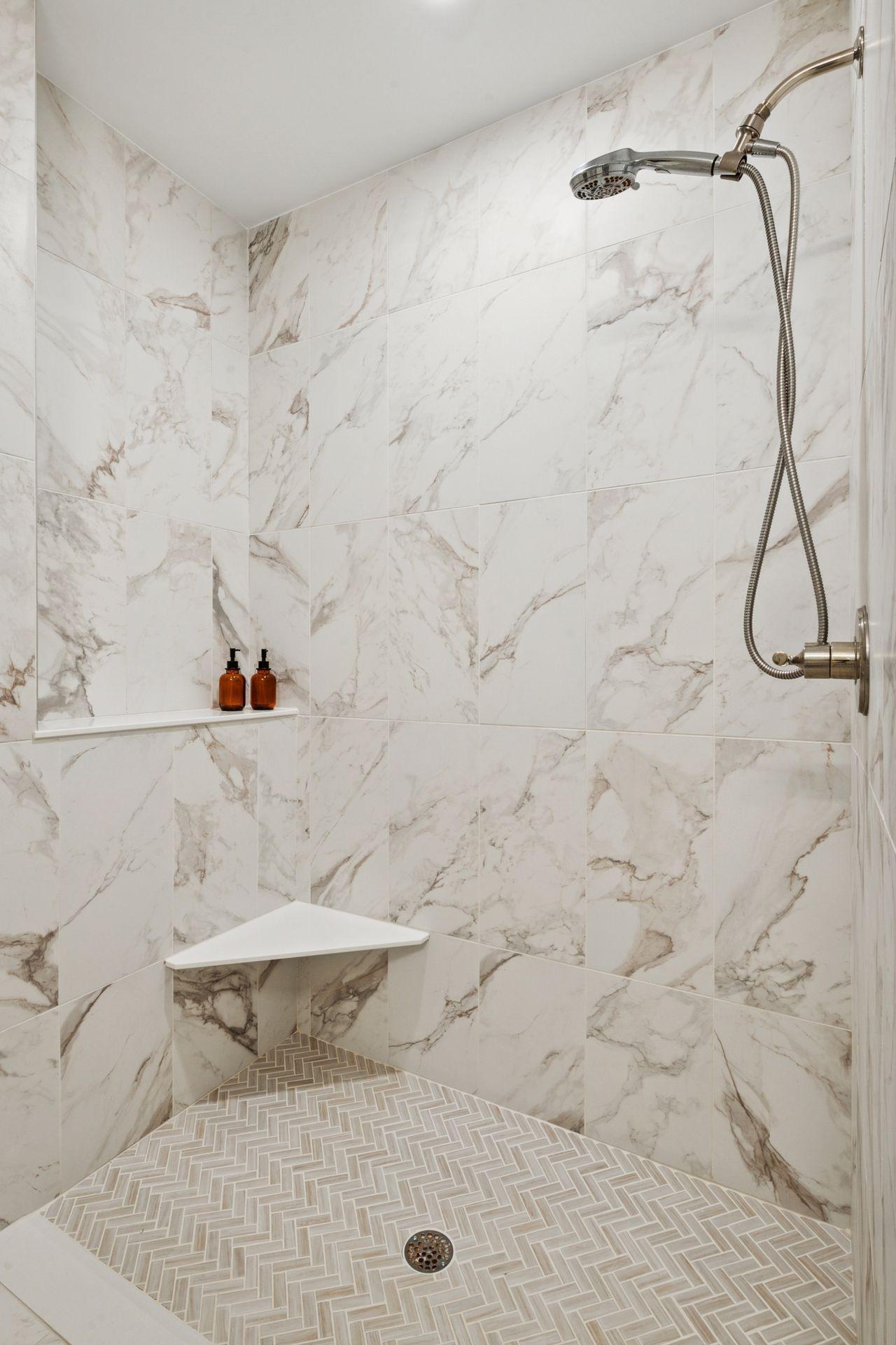 Saint Paul, Minnesota, 55118, United States, 4 Bedrooms Bedrooms, ,4 BathroomsBathrooms,Residential,Active,1973547